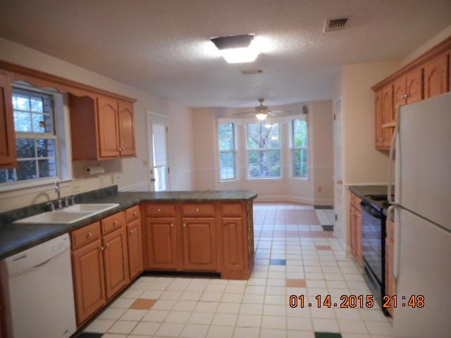 HOLLEY BY THE SEA - Residential Lease