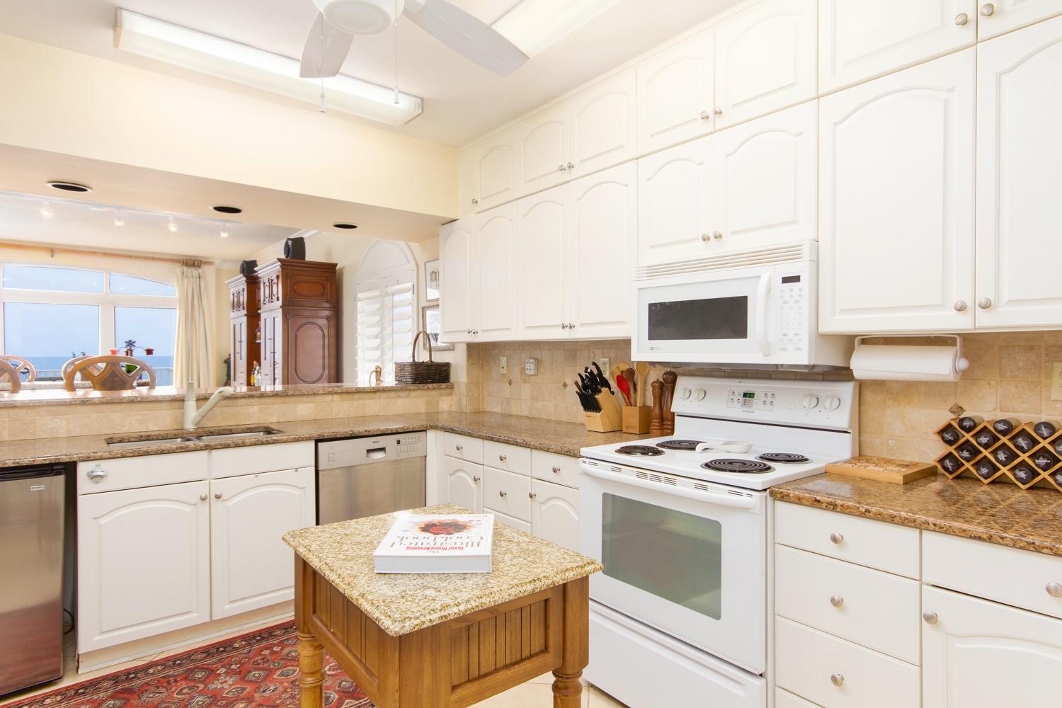 WHITE CLIFFS CONDO - Residential