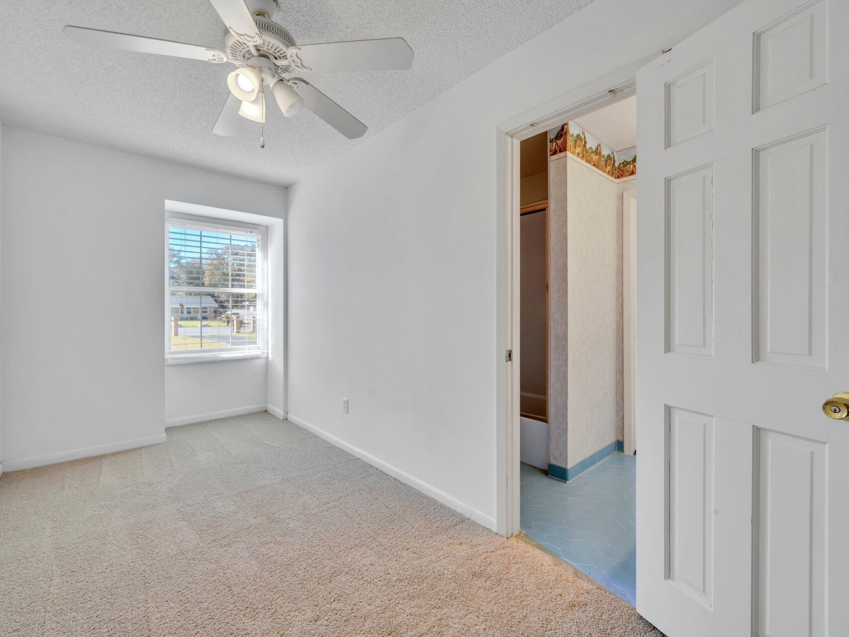 315 Vaughan Street NW Waterfront - Residential