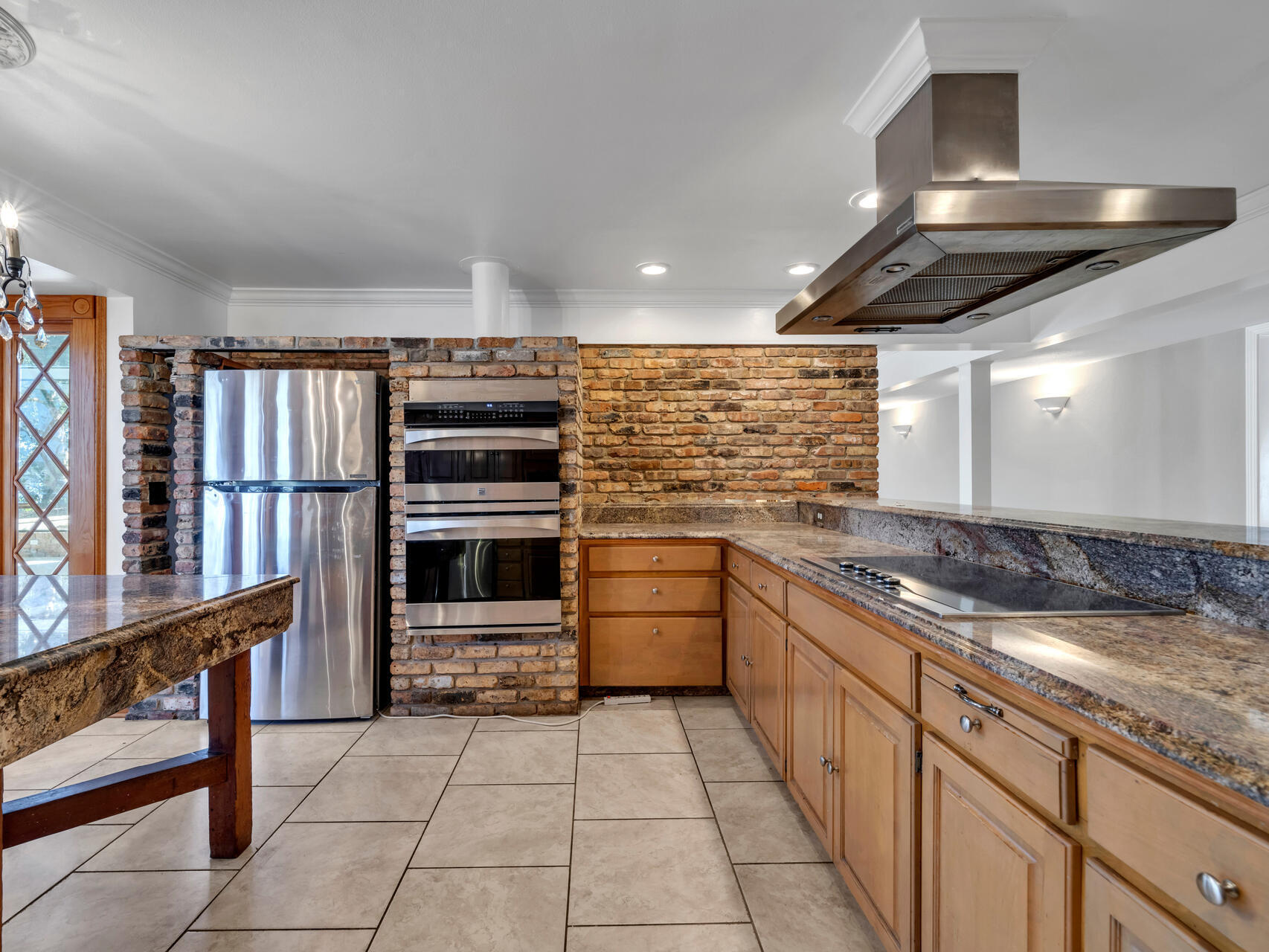 315 Vaughan Street NW Waterfront - Residential