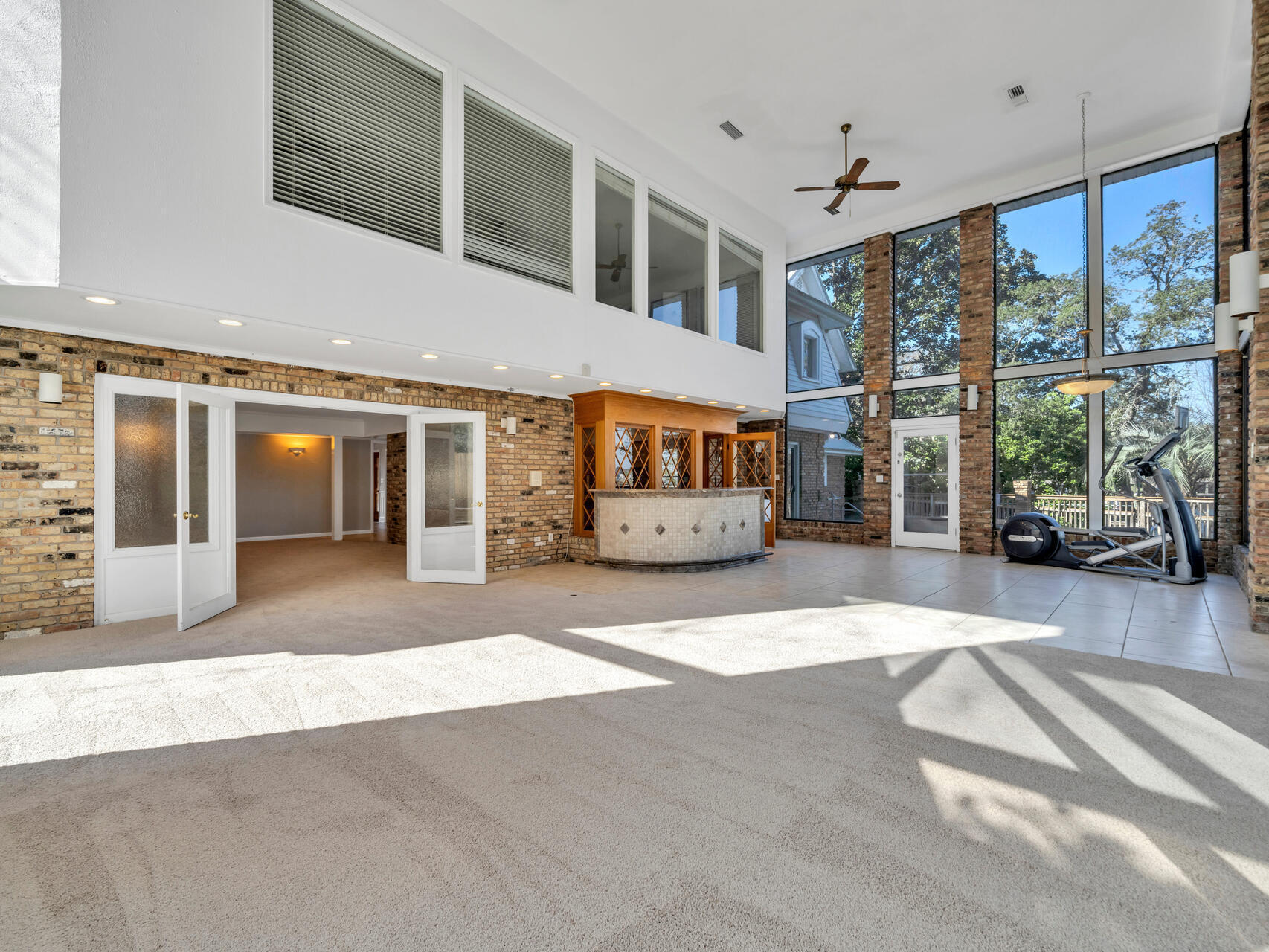 315 Vaughan Street NW Waterfront - Residential