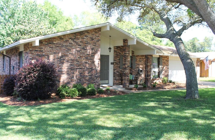 Nicely renovated 3 bedroom, 2 bath ranch with large family/media room located in the highly desired subdivision of Bluewater Bay. This incredible home is situated on .26 acreas, and is move in ready!! Upgrades include, new kitchen cabinets, new appliances, new light fixtures and door hardware throughout, new hot water heater, Ultraviolet A/C upgrade, wood burning fireplace, new interior paint throughout, NO POPCORN Ceilings, Laundry Room Added, both bathrooms have been completely updated. The dimensional shingle roof was installed in 2005, and will assist in reducing insurance costs. The backyard has a number of mature trees, with a custom covered deck perfect for entertaining. The pictures do not do this home any justice. This home is a MUST SEE!!