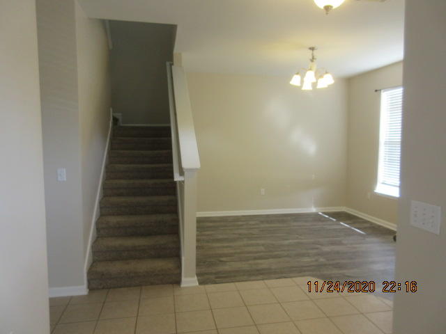 SANDY RIDGE ESTATES - Residential