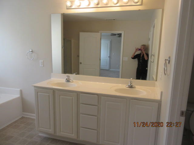 SANDY RIDGE ESTATES - Residential