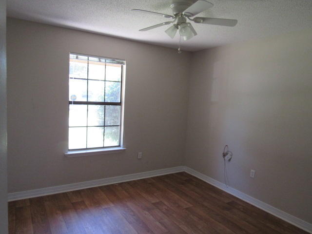 COUNTRY OAKS ESTATES PH 2 - Residential