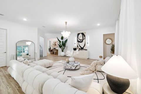 Photo of 160 N J Hunter's Way, Freeport, FL 32439 (MLS # 988377) Photo of 160 N J Hunter's Way, Freeport, FL 32439 (MLS # 988377)