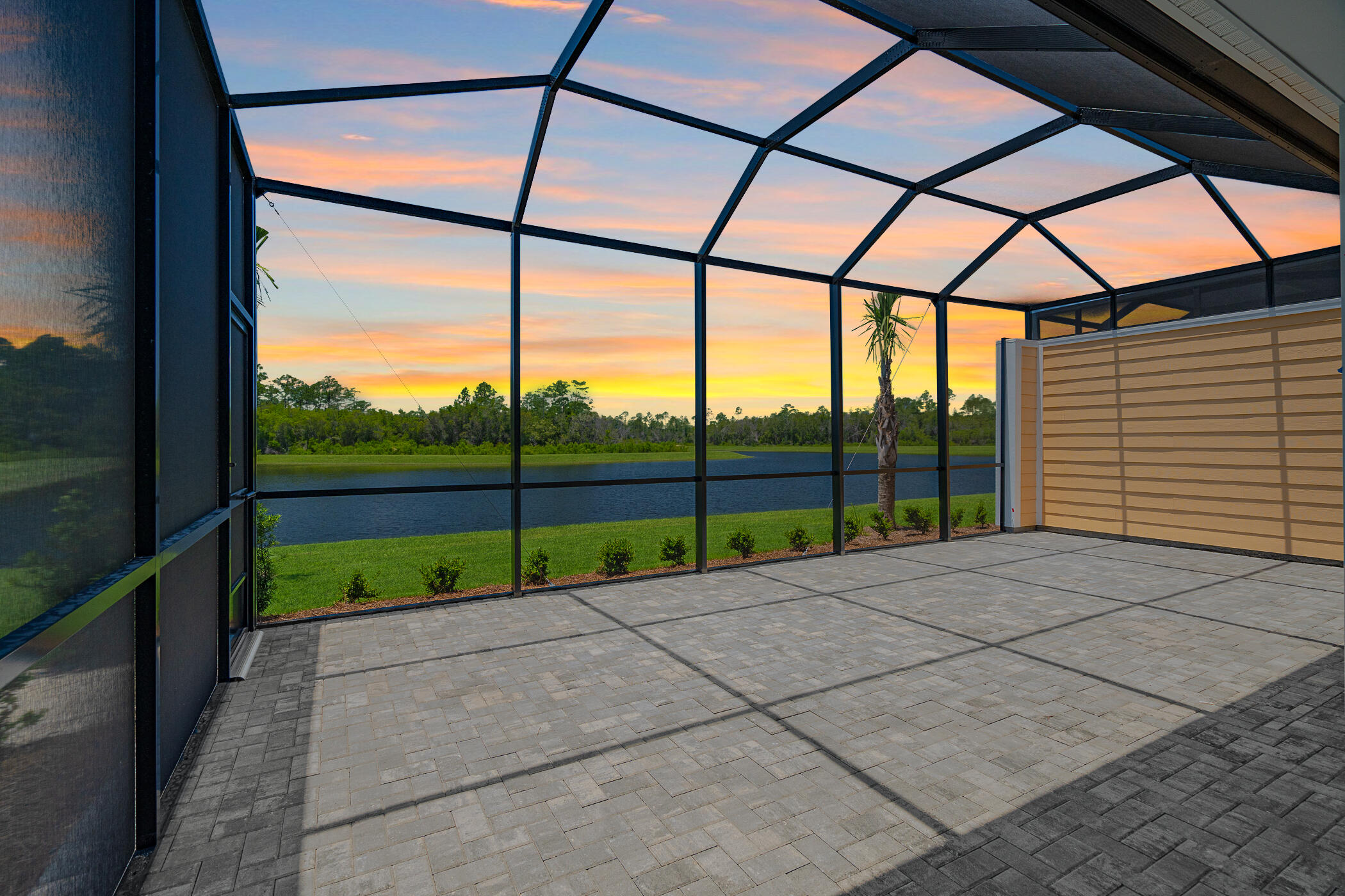 Latitude Margaritaville - Residential