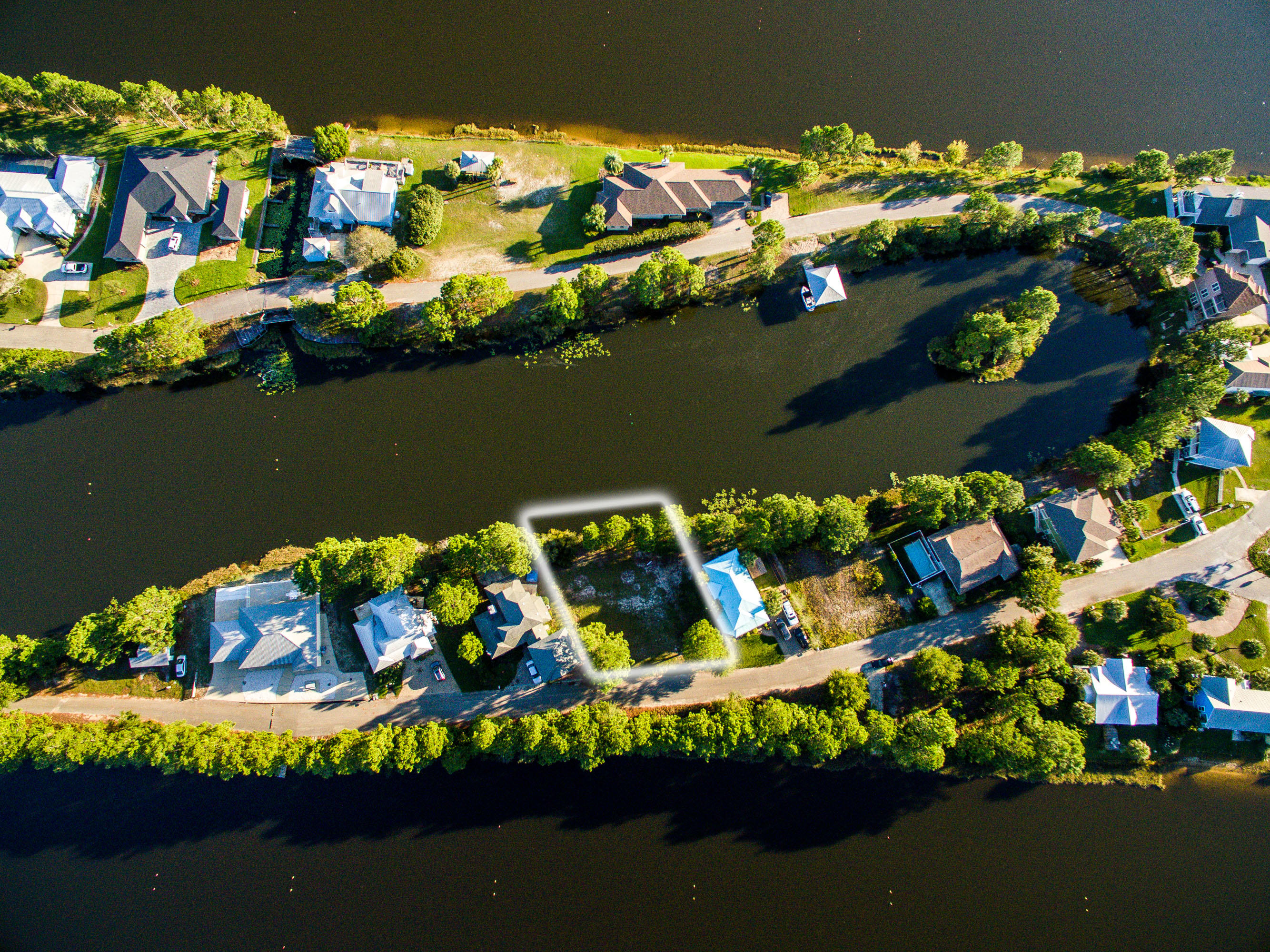 Shortline Lake Estates (Cottages of) - Land