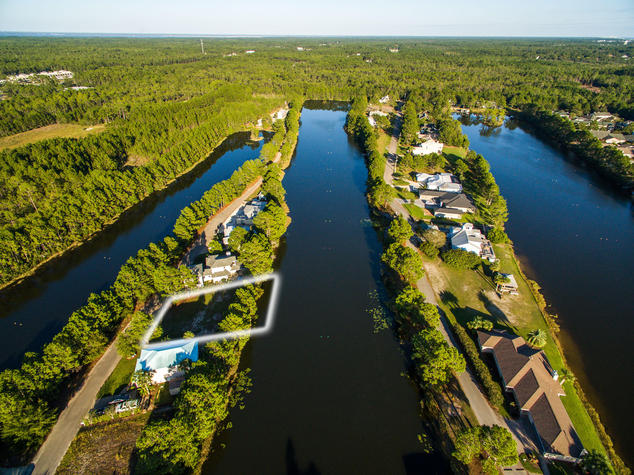 Shortline Lake Estates (Cottages of) - Land