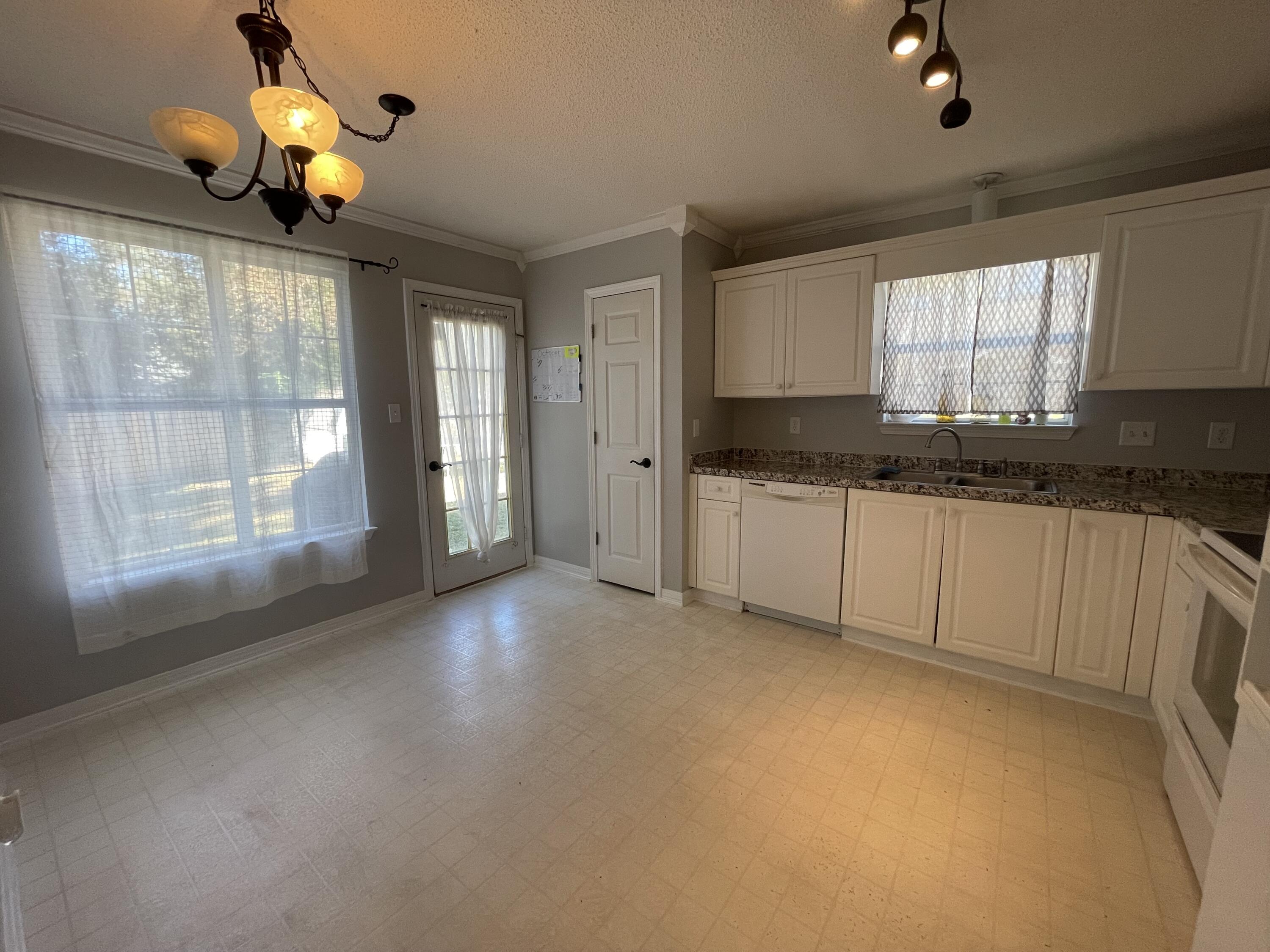 HIDDEN TRAILS PH 6 - Residential Lease