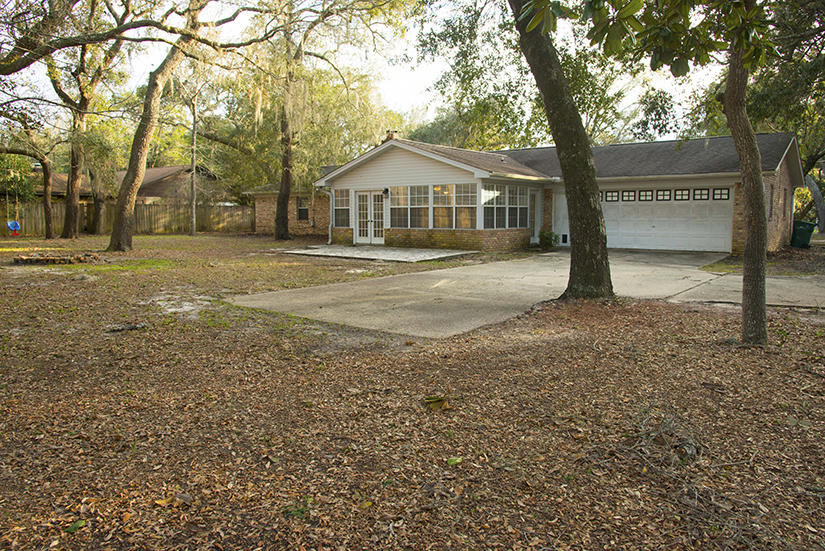 ROBLEDAL ESTATES - Residential