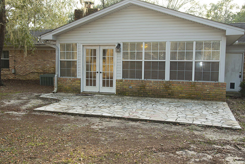 ROBLEDAL ESTATES - Residential