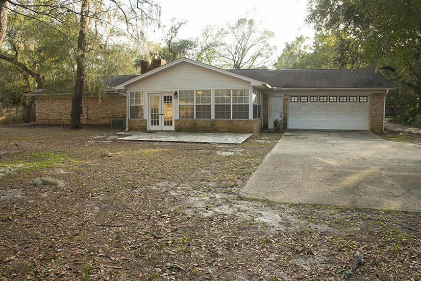 ROBLEDAL ESTATES - Residential