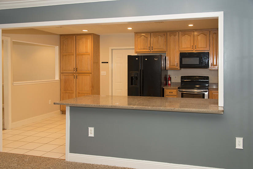 ROBLEDAL ESTATES - Residential