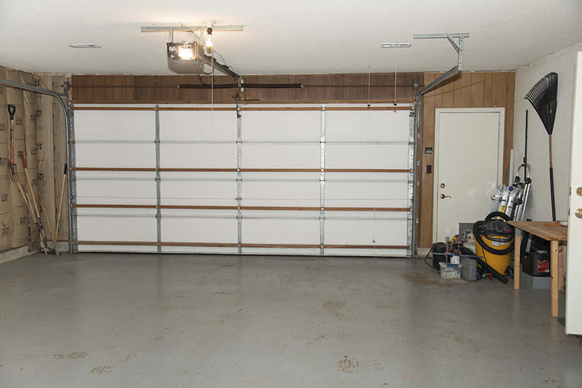 ROBLEDAL ESTATES - Residential