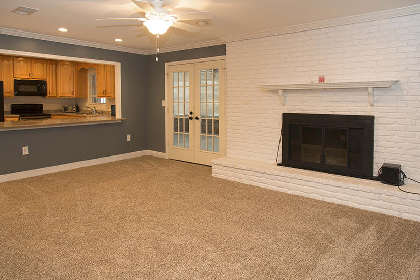 ROBLEDAL ESTATES - Residential