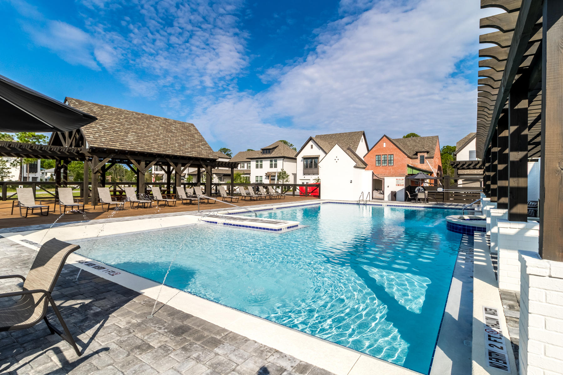 RIDGEWALK - Residential