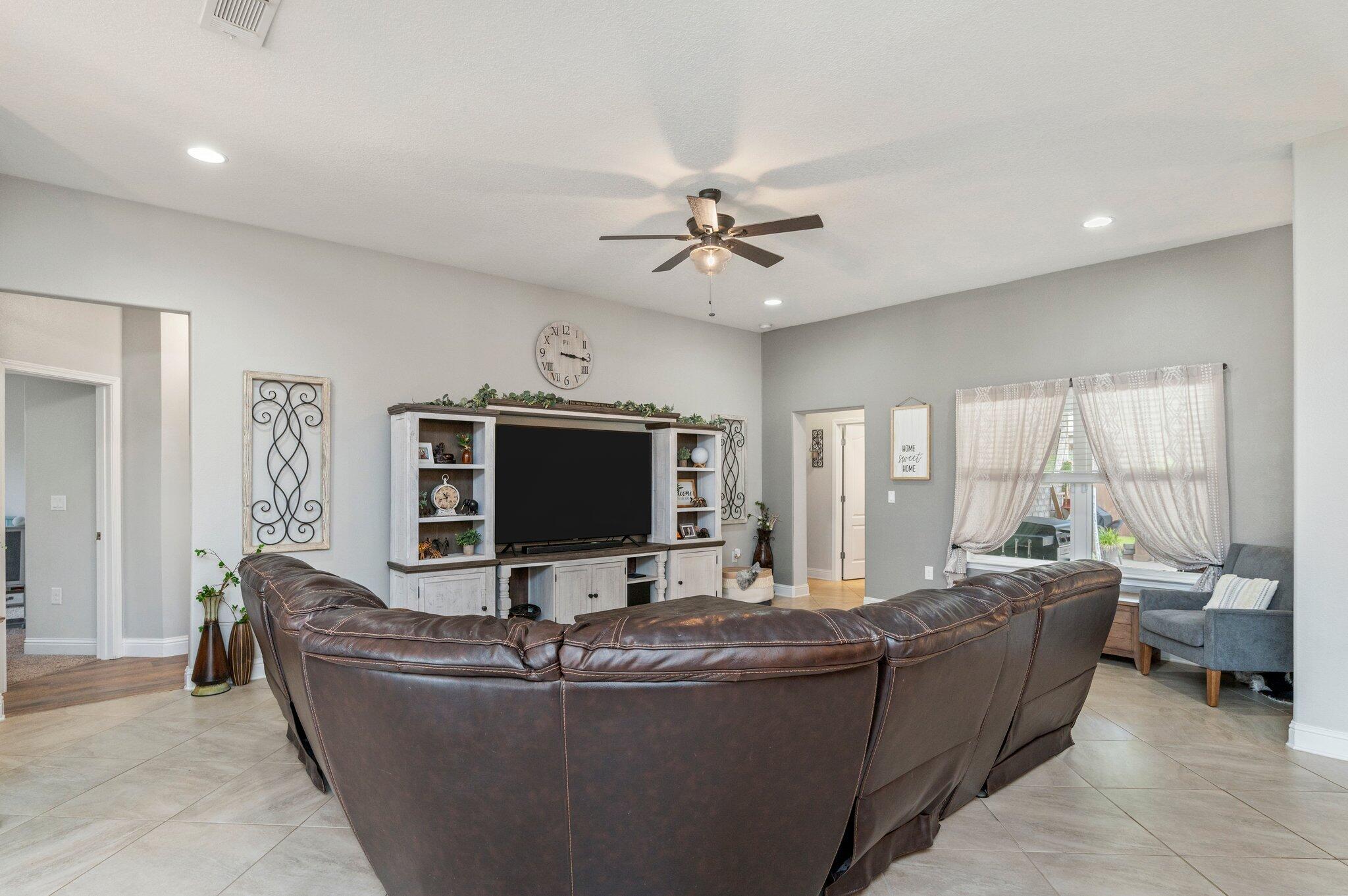 NATURE LAKE PH 1 - Residential