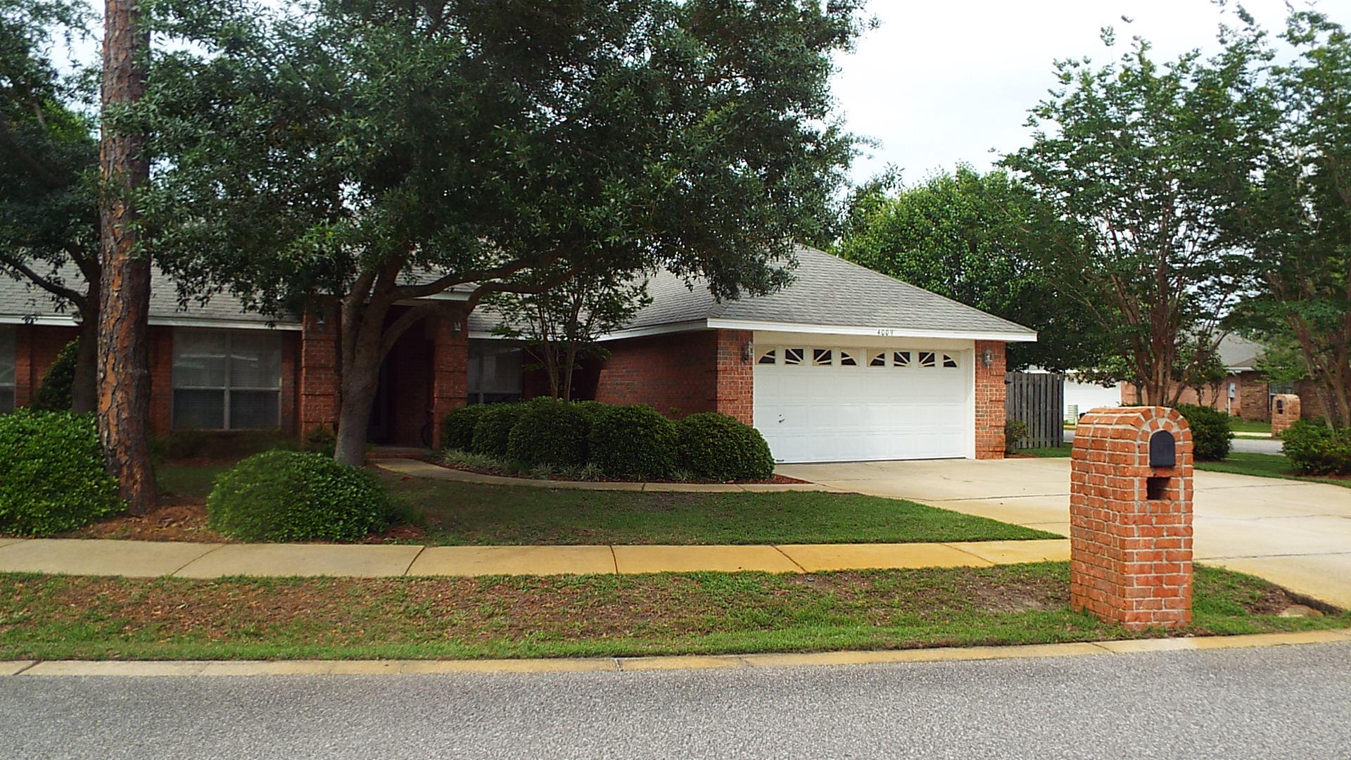 HIDDEN PINES S/D - Residential