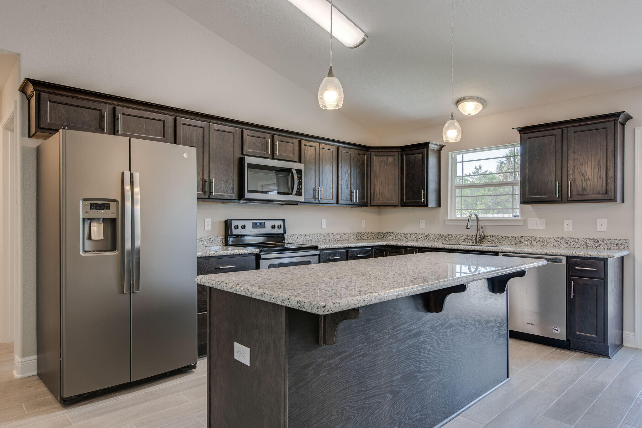 BELLA VISTA - Residential Lease