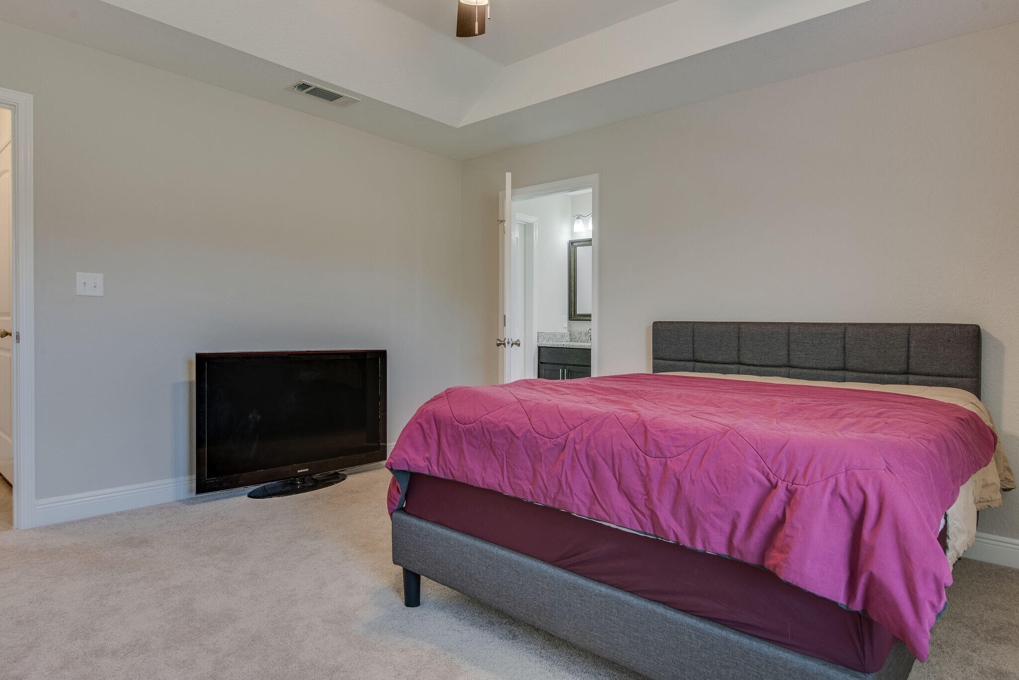 BELLA VISTA - Residential Lease