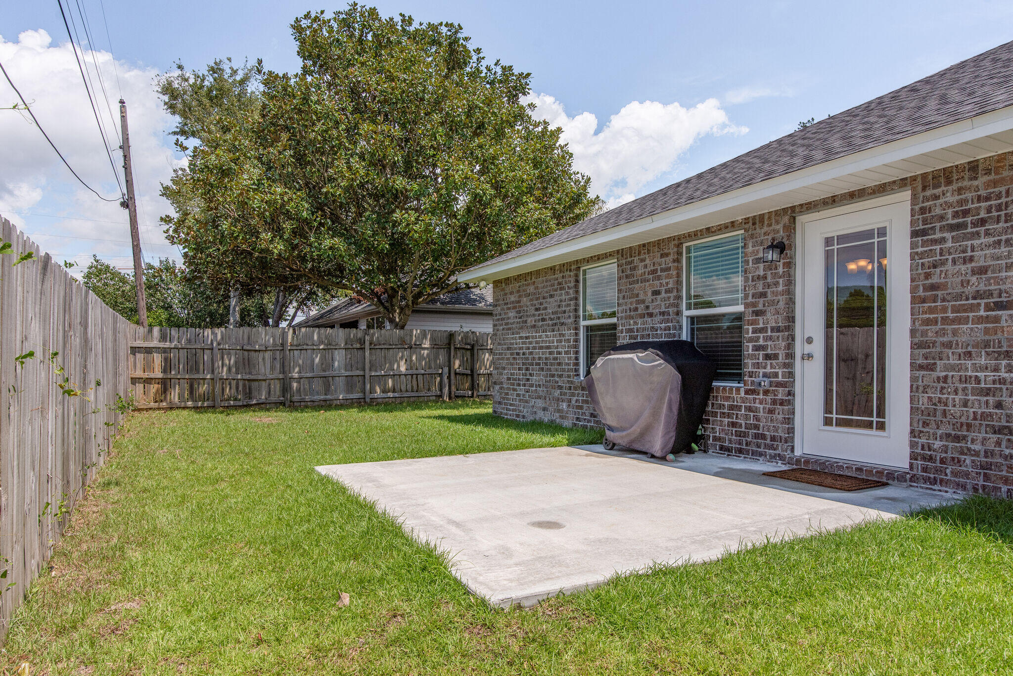 BELLA VISTA - Residential Lease