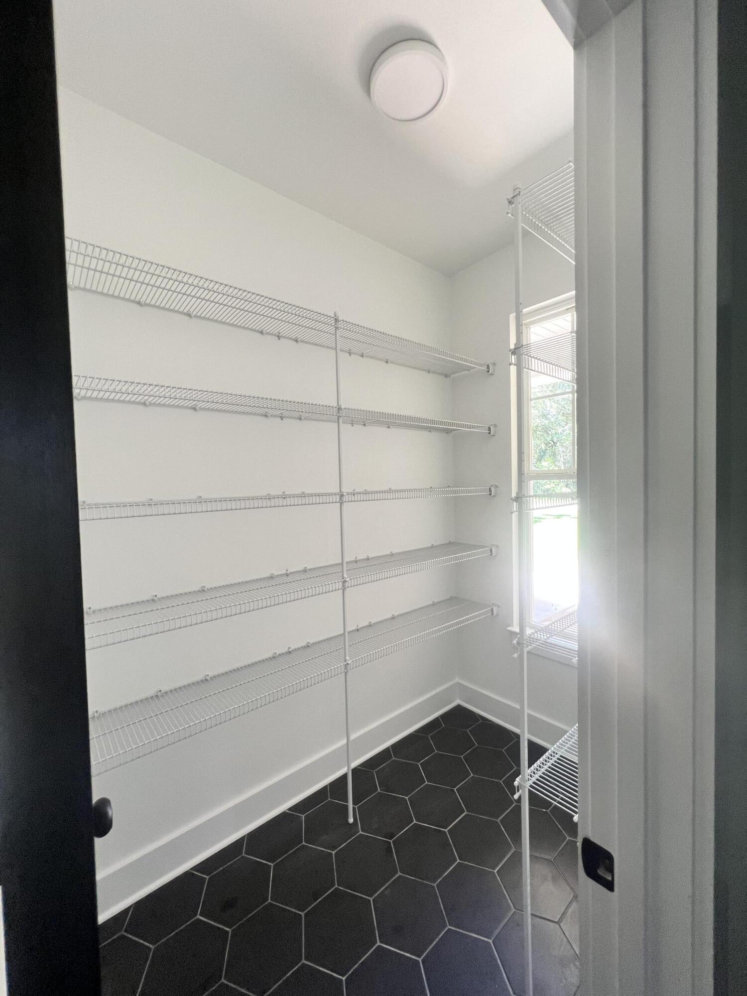 BLUEWATER COMMON (222201.00) - Residential