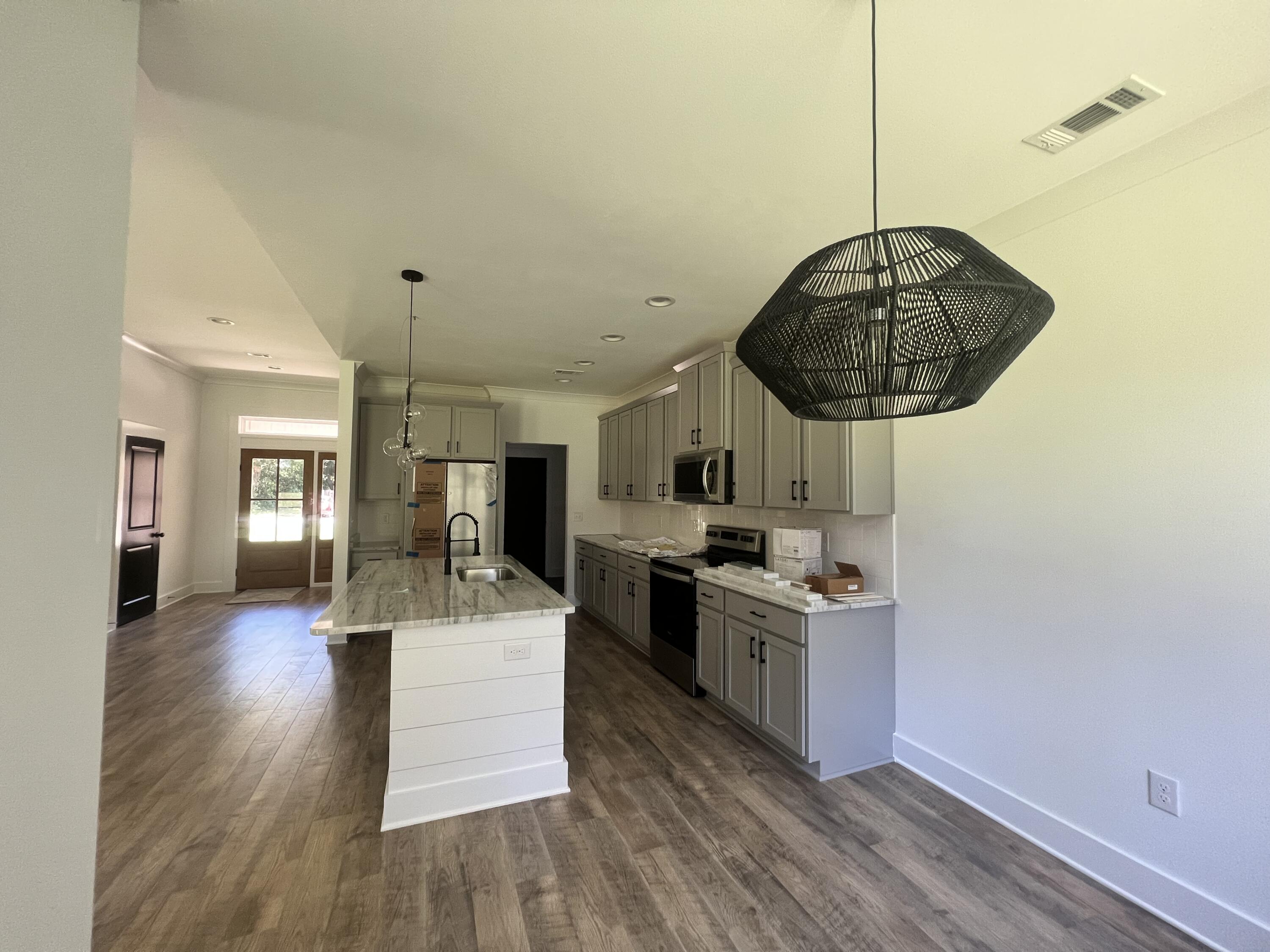 BLUEWATER COMMON (222201.00) - Residential