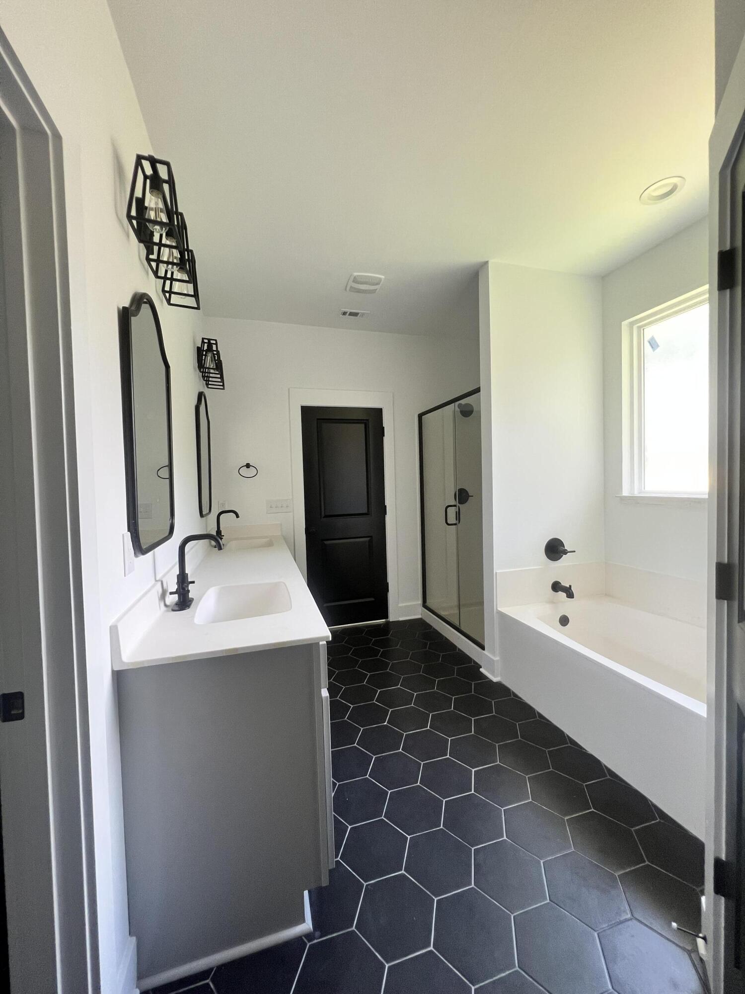 BLUEWATER COMMON (222201.00) - Residential