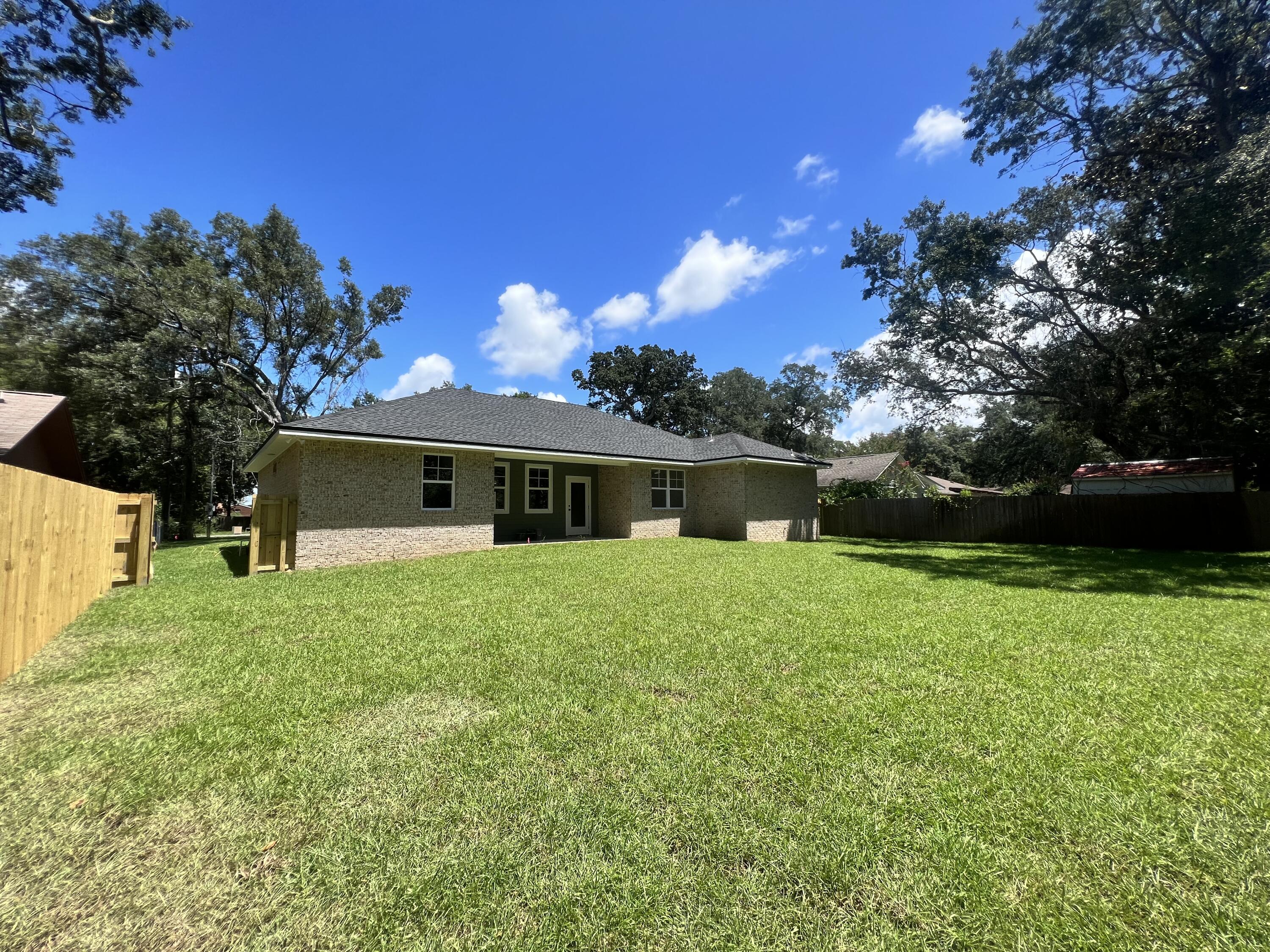 BLUEWATER COMMON (222201.00) - Residential