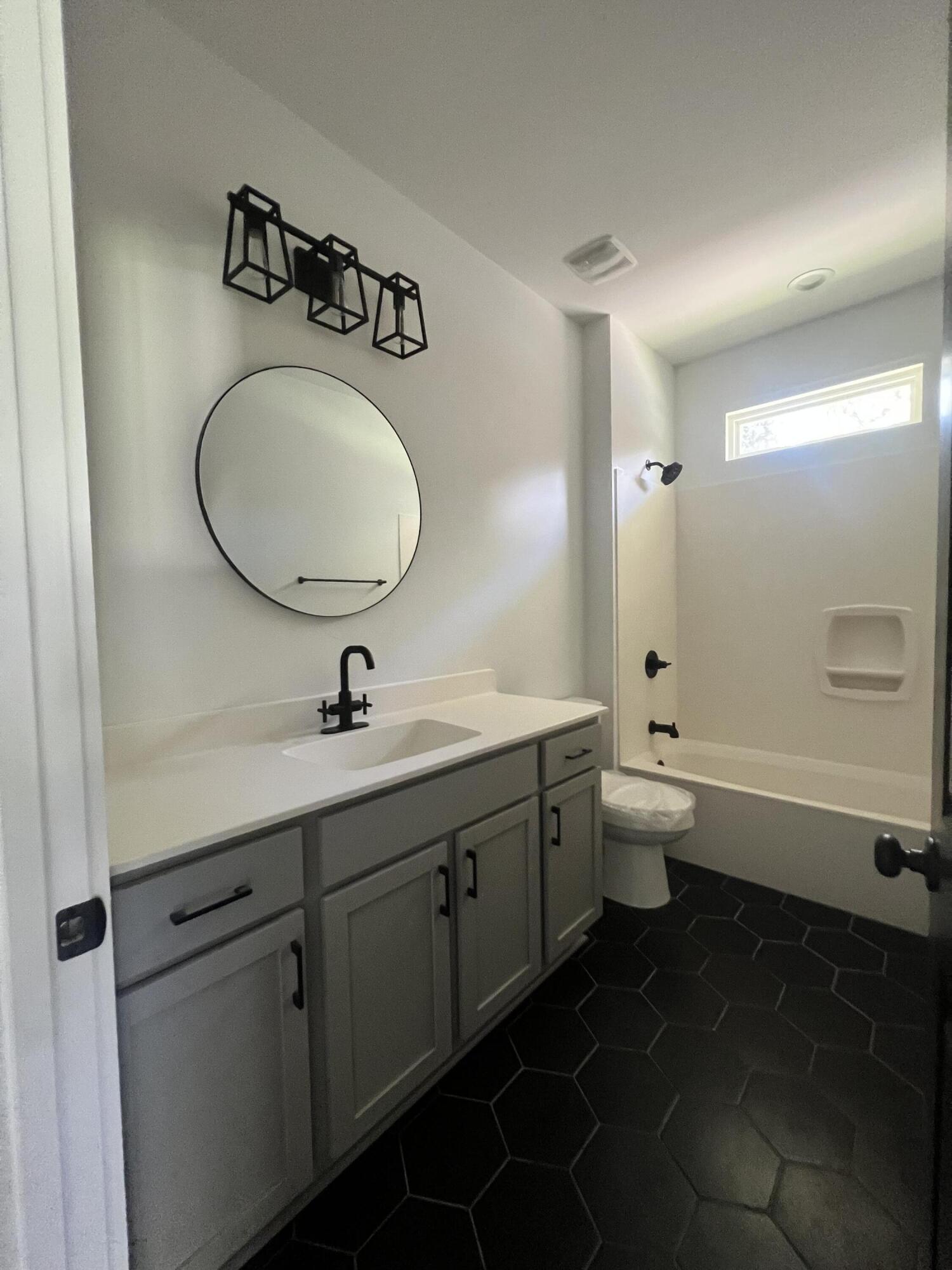 BLUEWATER COMMON (222201.00) - Residential