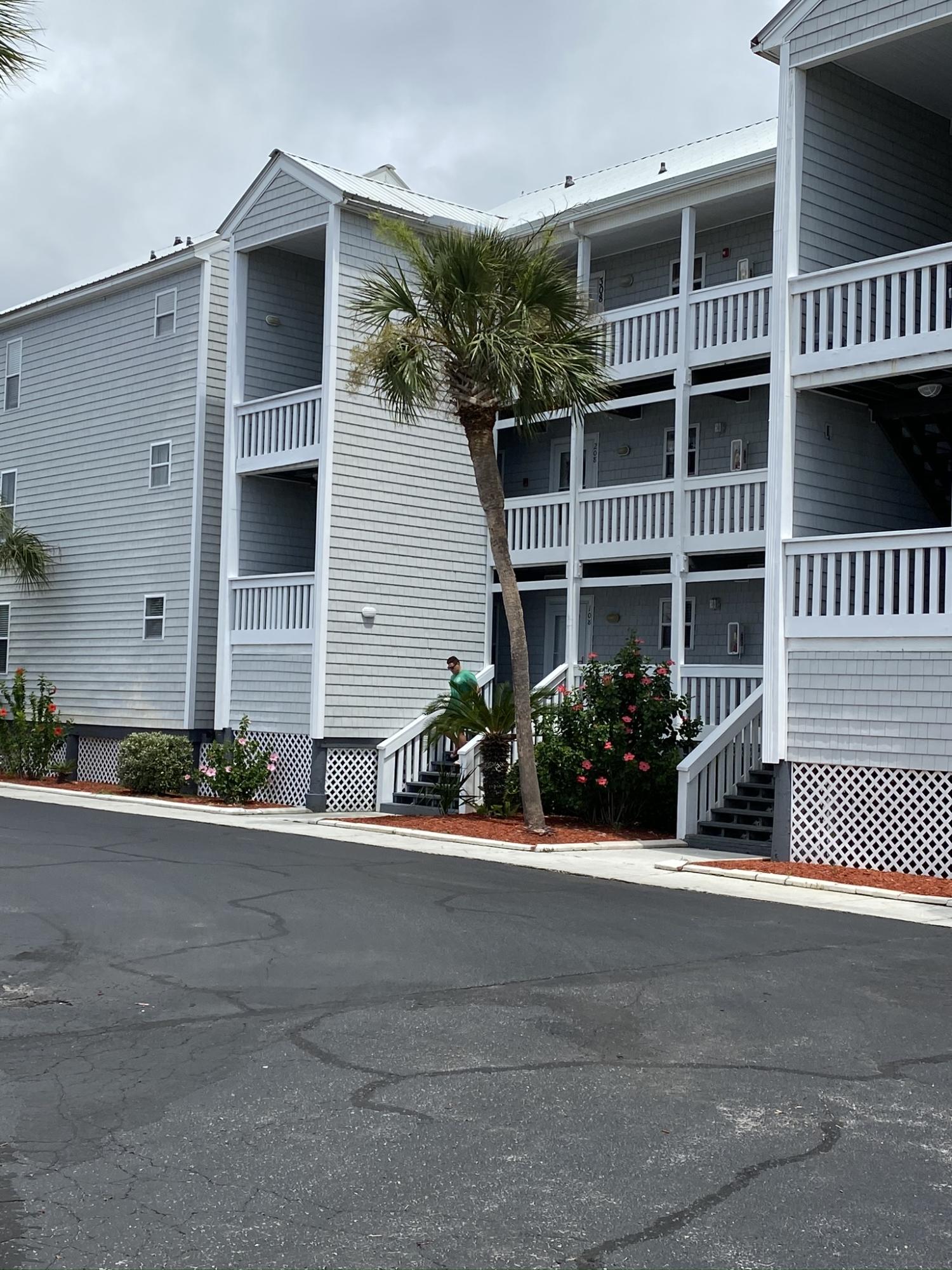 HERMITAGE CONDOMINIUM - Residential