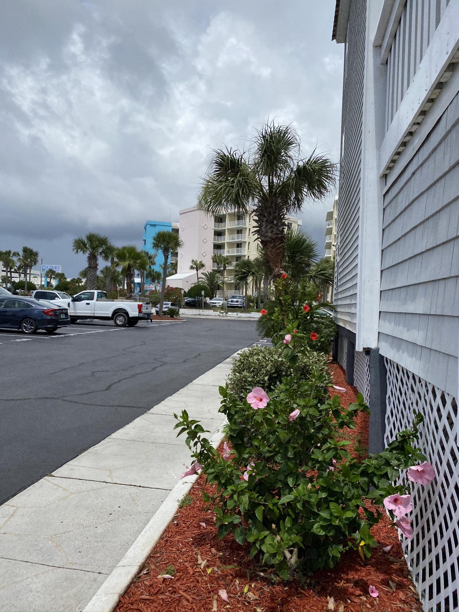 HERMITAGE CONDOMINIUM - Residential