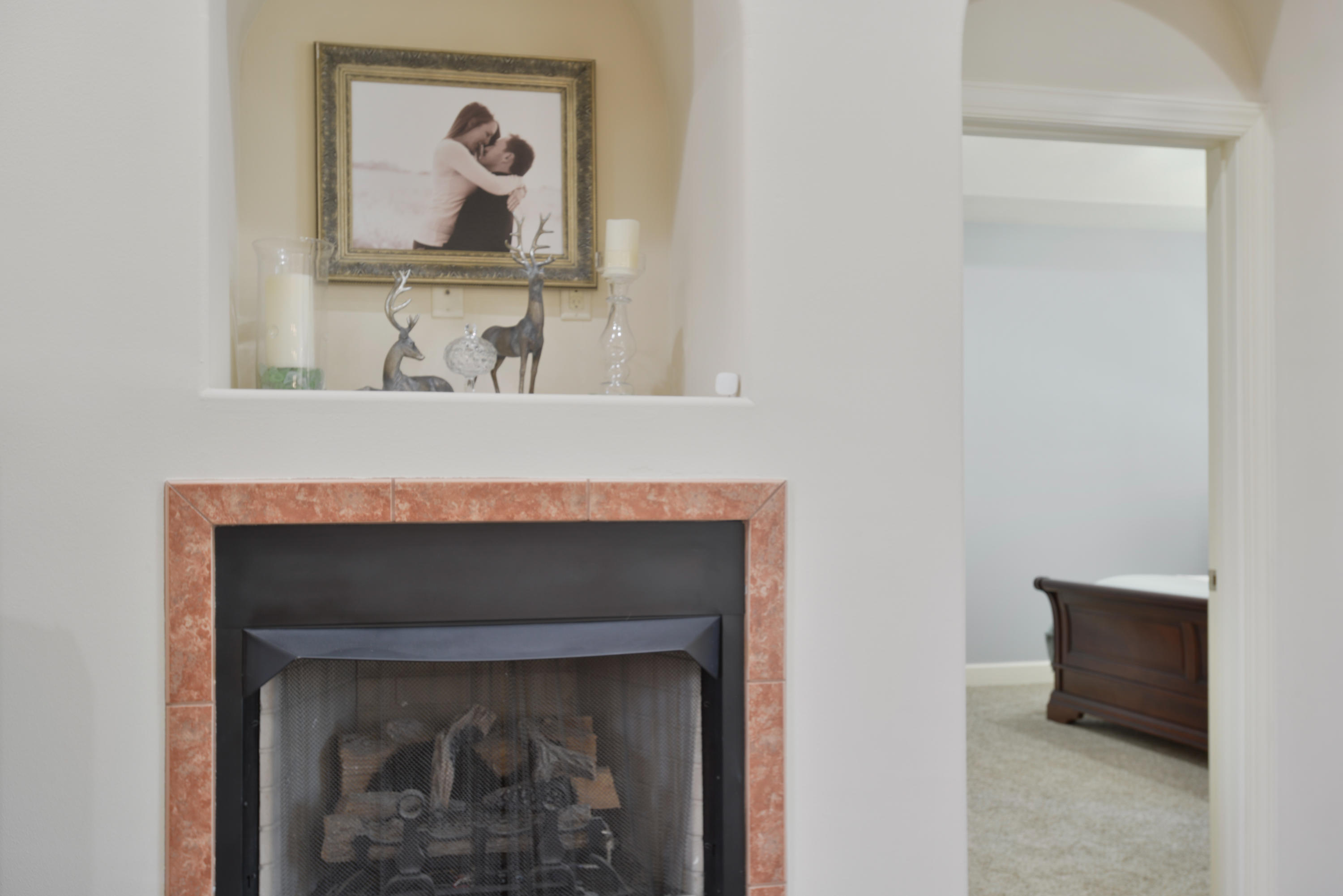 CHARDONNAY ESTATES - Residential