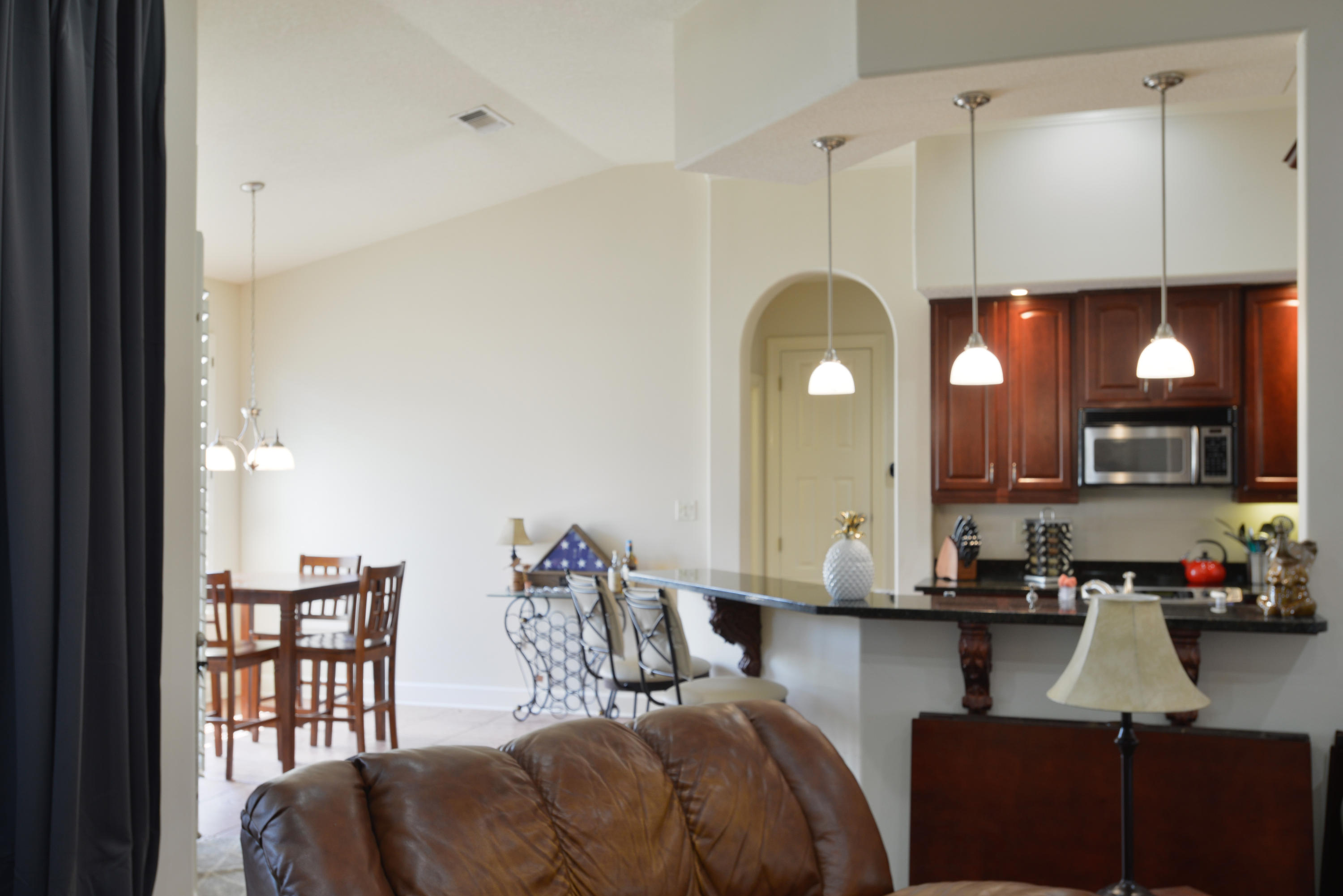 CHARDONNAY ESTATES - Residential