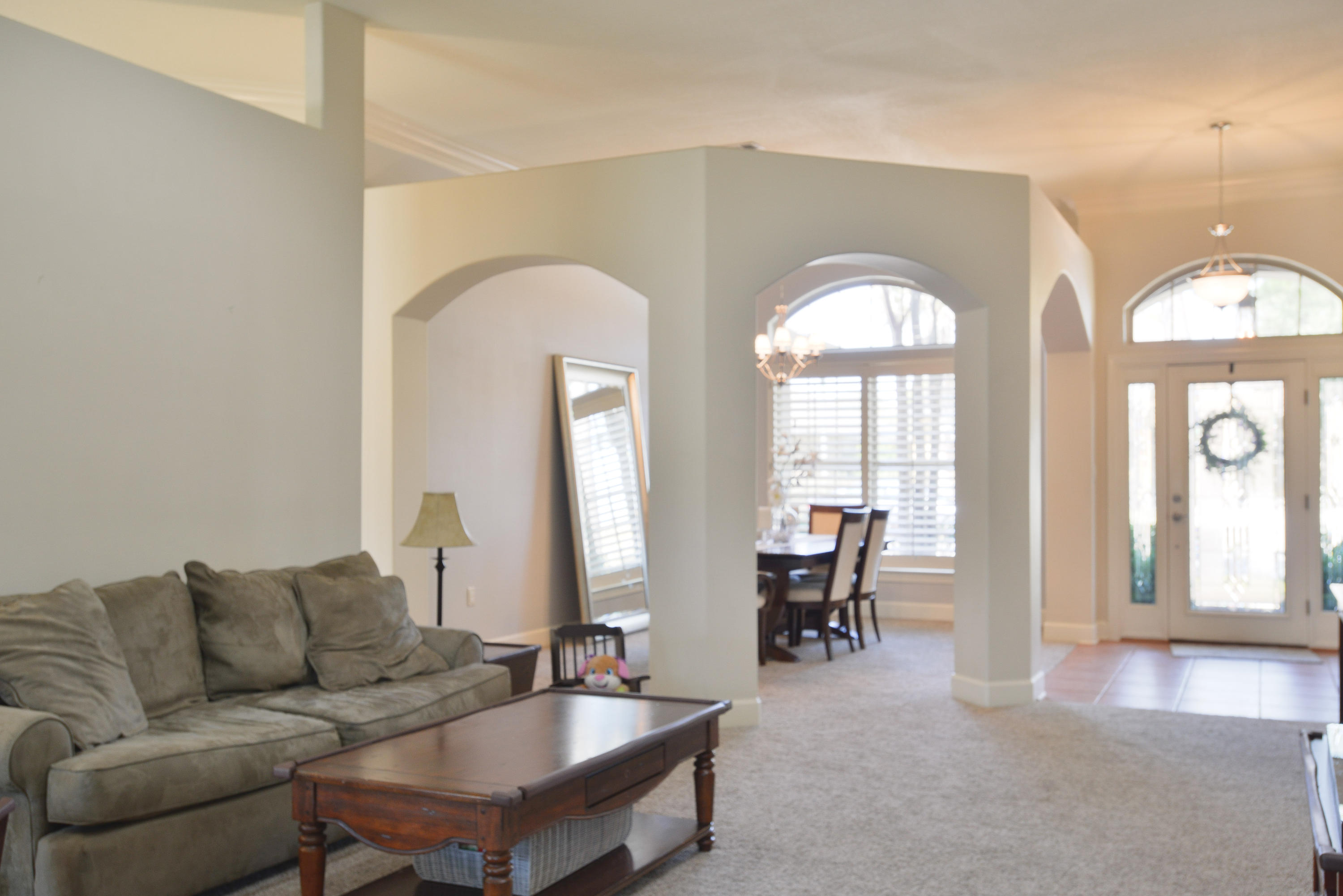 CHARDONNAY ESTATES - Residential