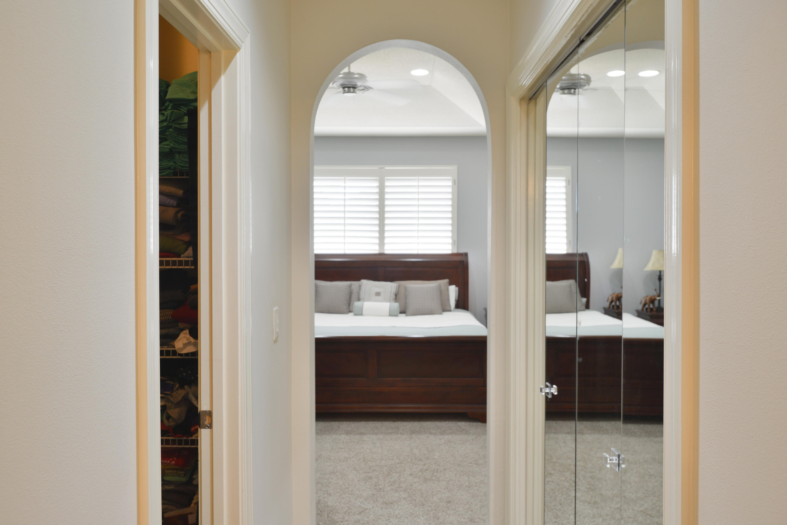 CHARDONNAY ESTATES - Residential