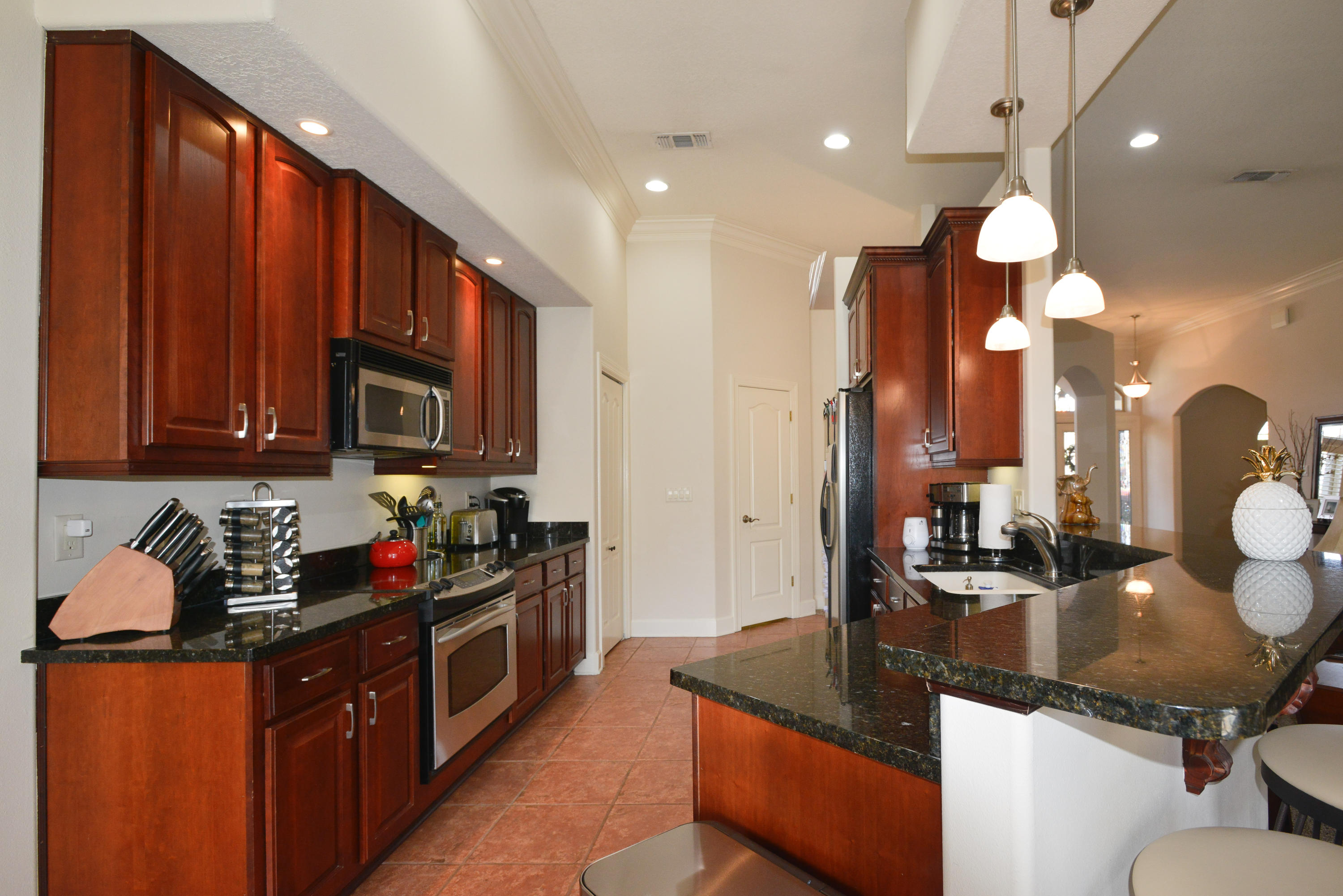 CHARDONNAY ESTATES - Residential