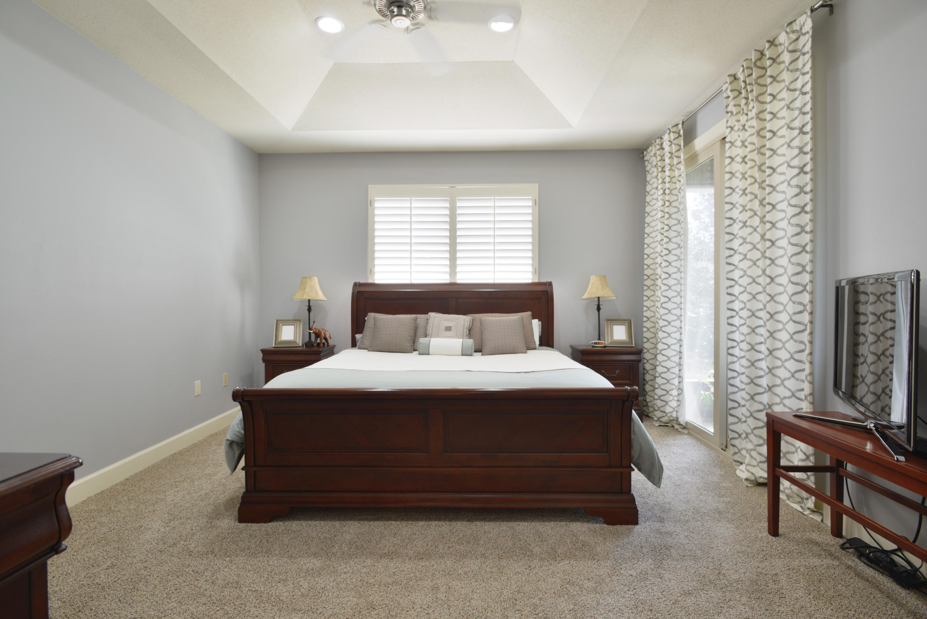 CHARDONNAY ESTATES - Residential