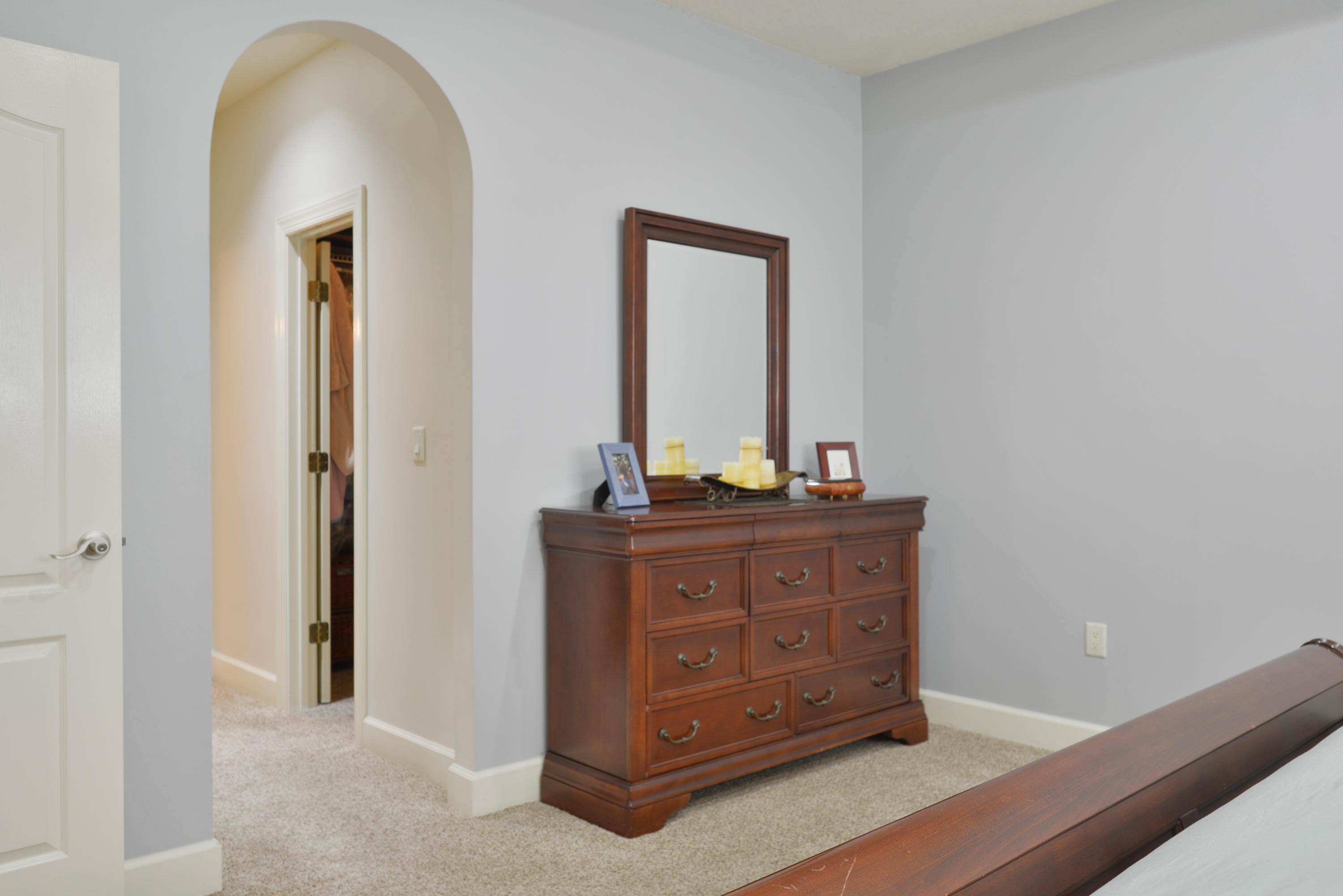 CHARDONNAY ESTATES - Residential