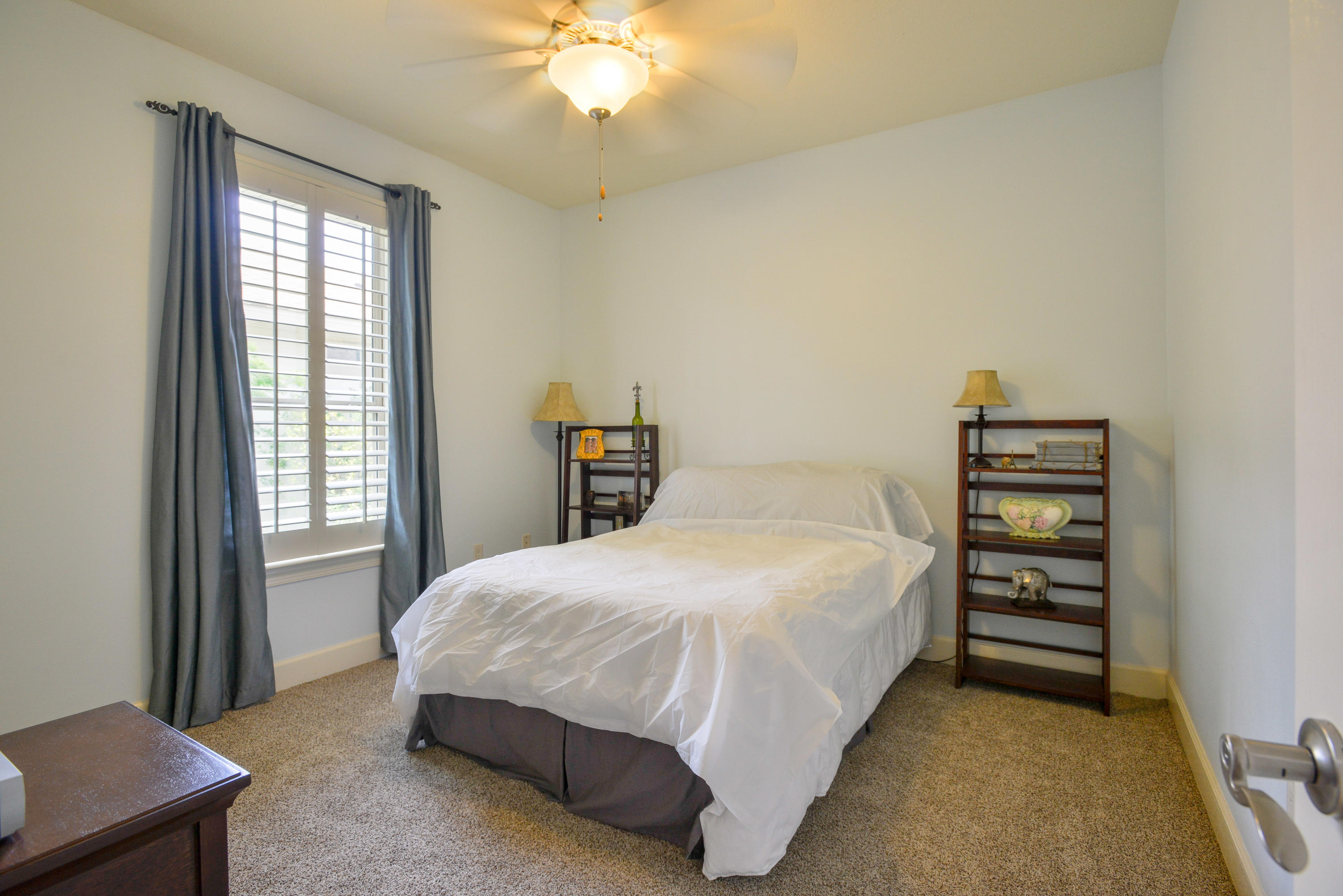 CHARDONNAY ESTATES - Residential