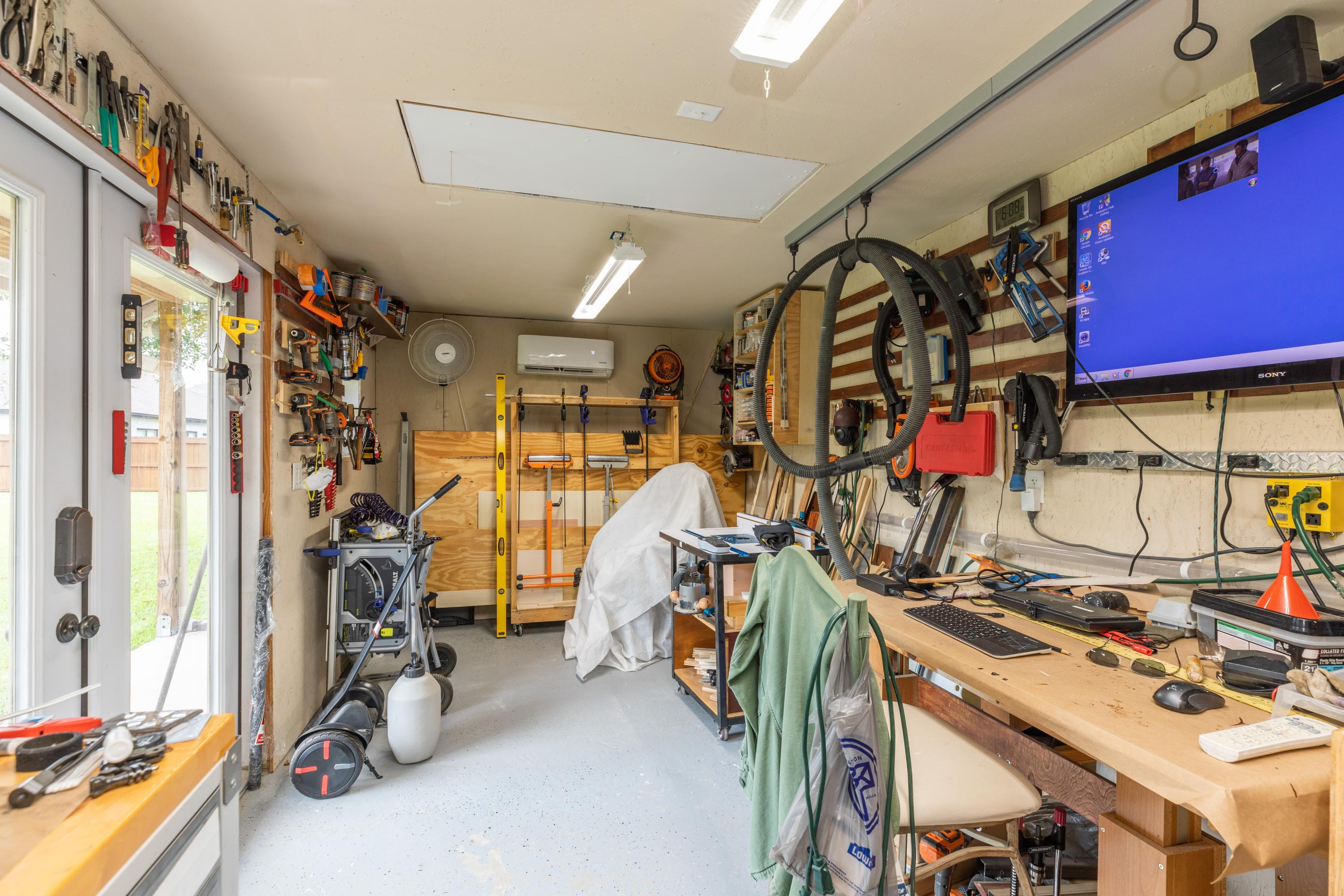 HOMEWOOD EST - Residential