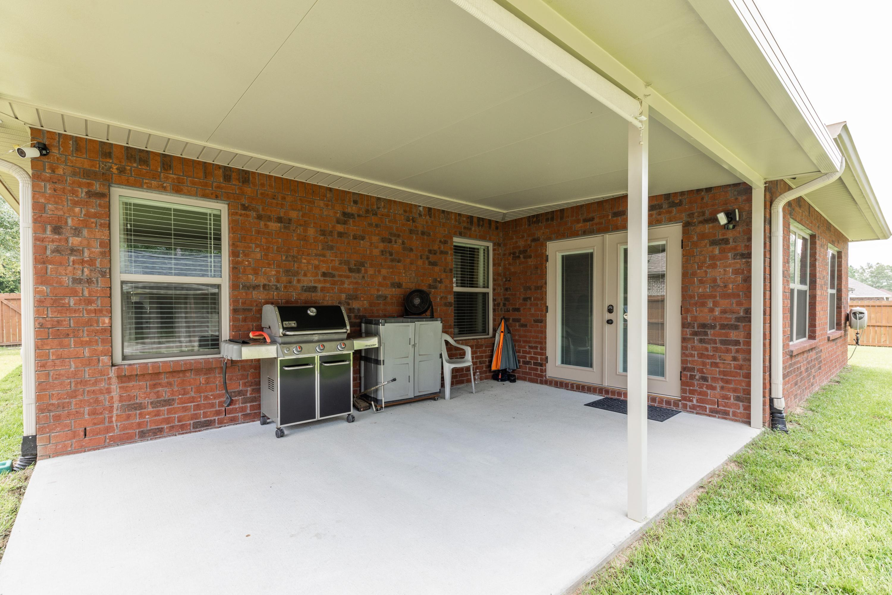 HOMEWOOD EST - Residential