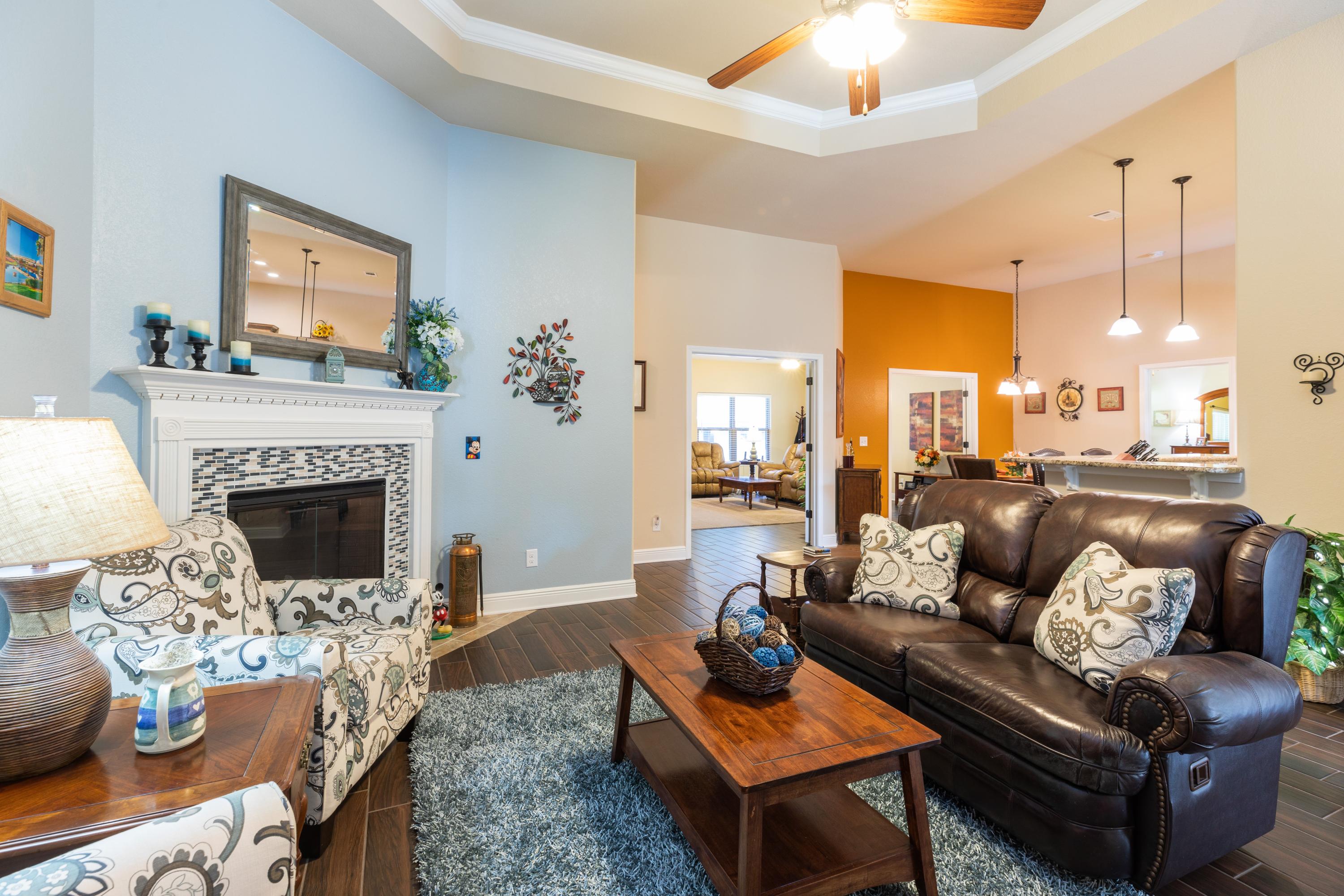 HOMEWOOD EST - Residential