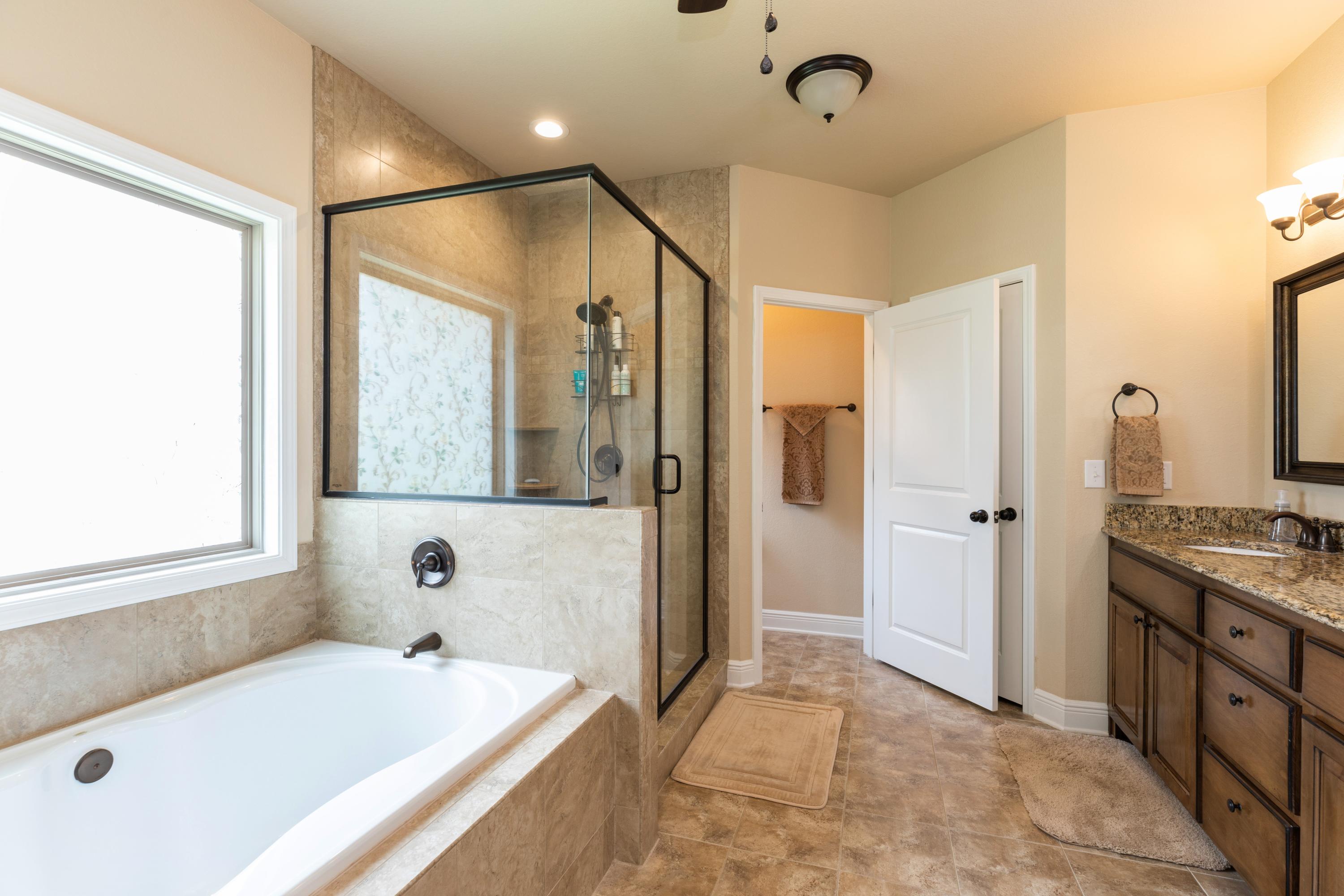 HOMEWOOD EST - Residential