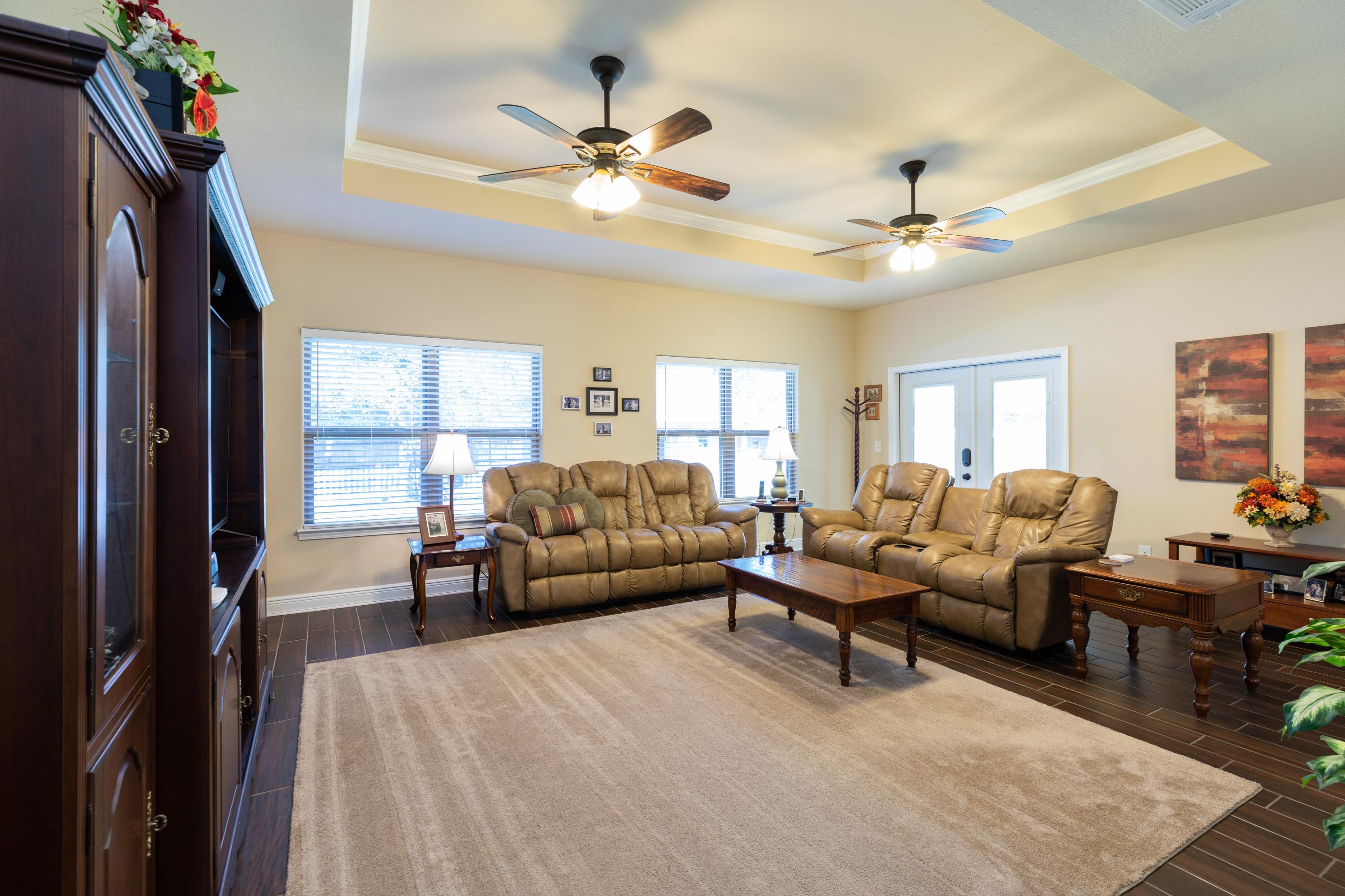 HOMEWOOD EST - Residential