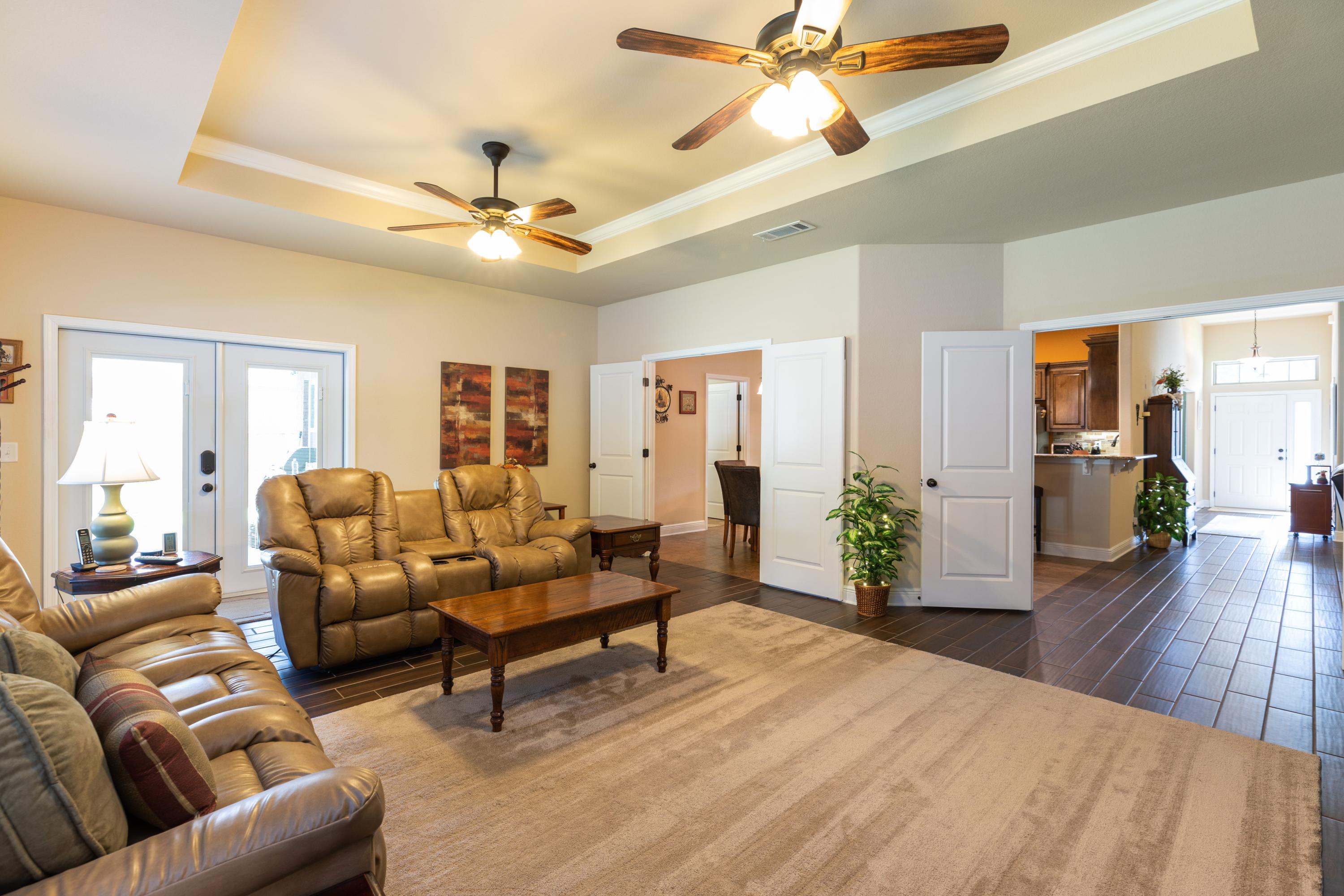 HOMEWOOD EST - Residential