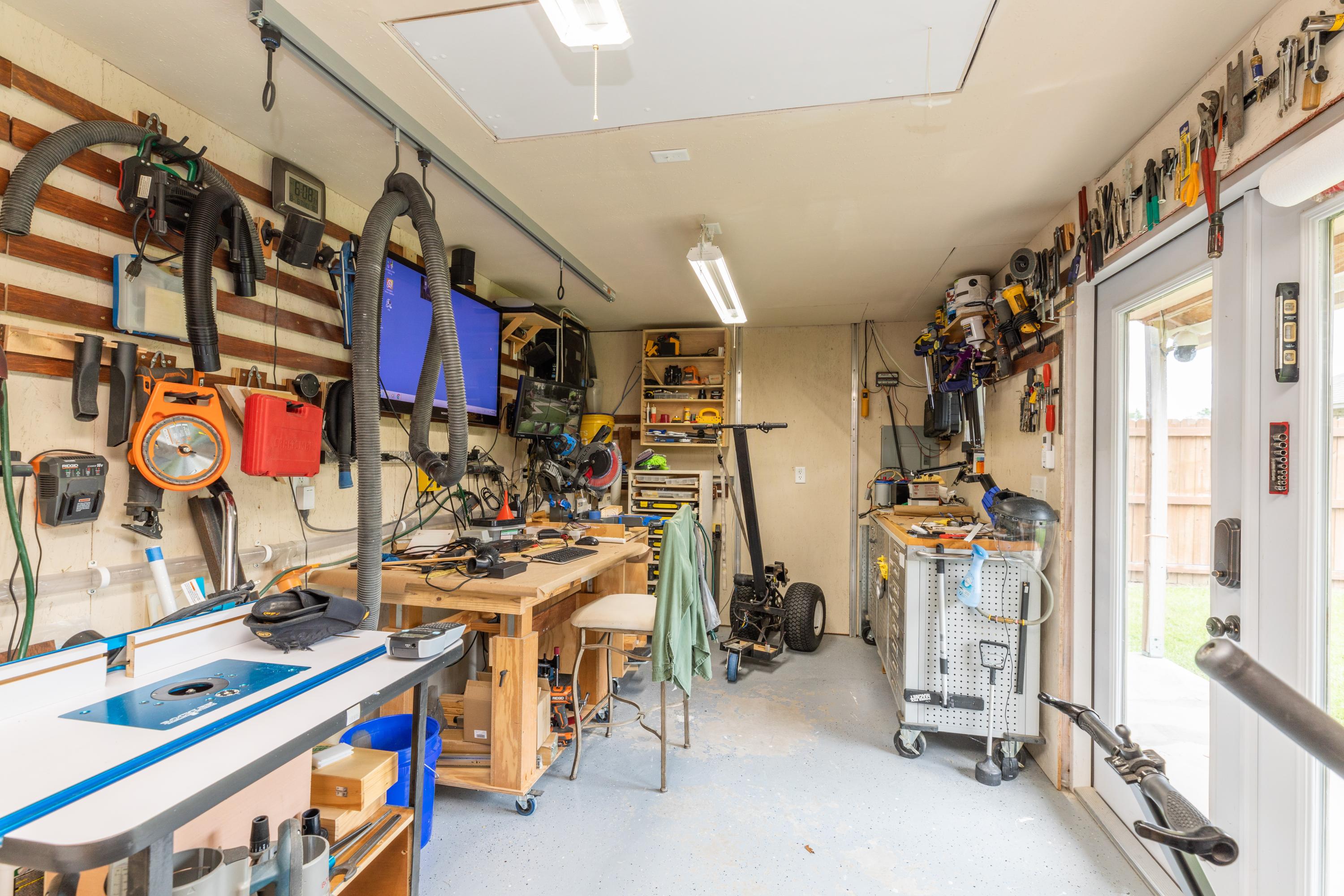 HOMEWOOD EST - Residential