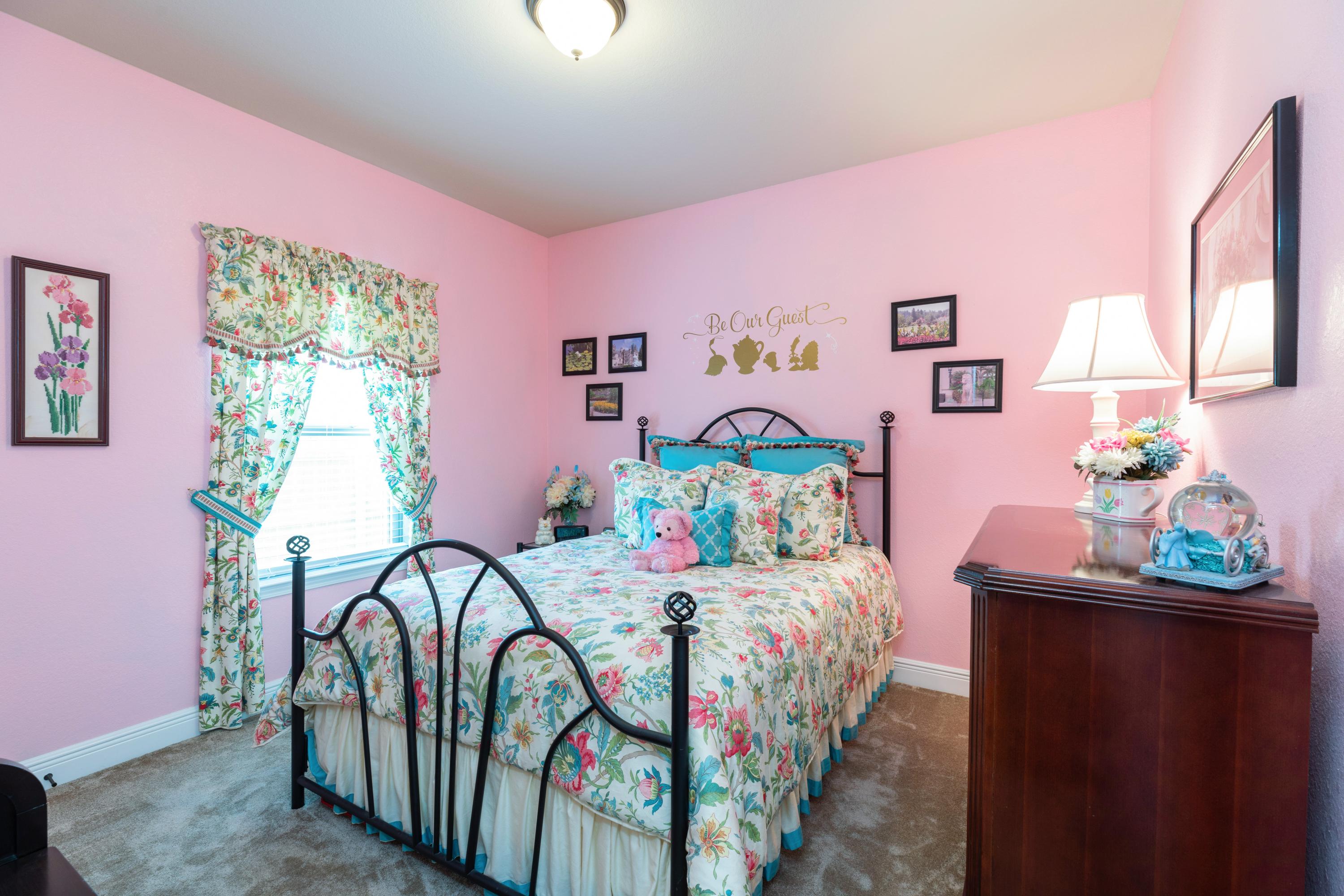 HOMEWOOD EST - Residential