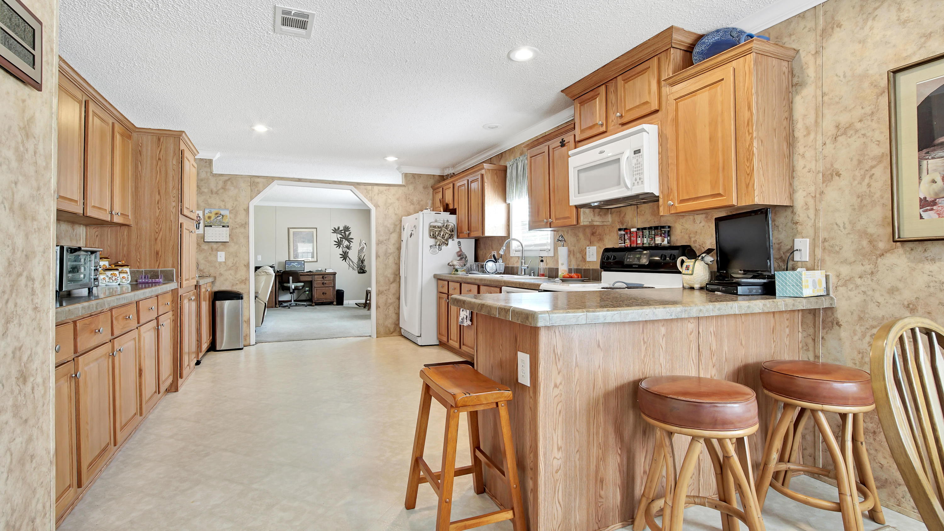 JUNIPER LAKE ESTATES - Residential